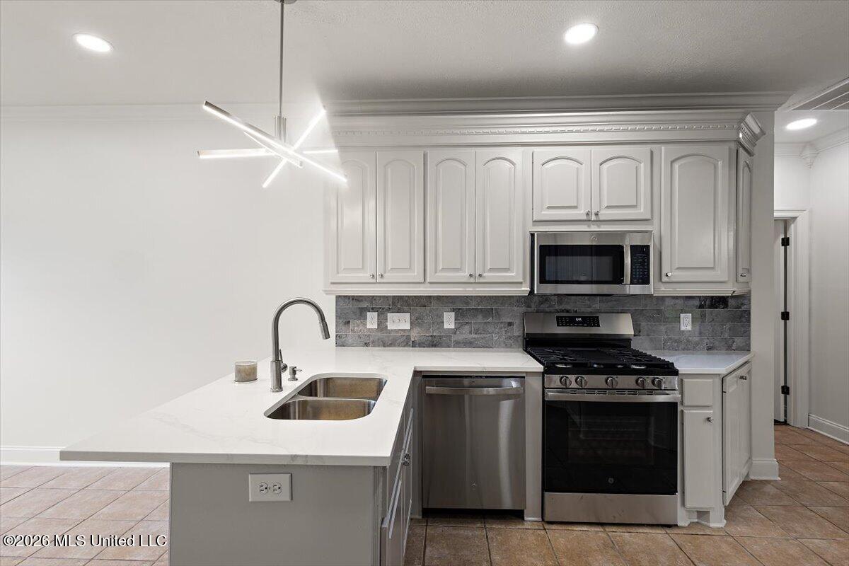 504 Asbury Lane Drive Property Photo 12