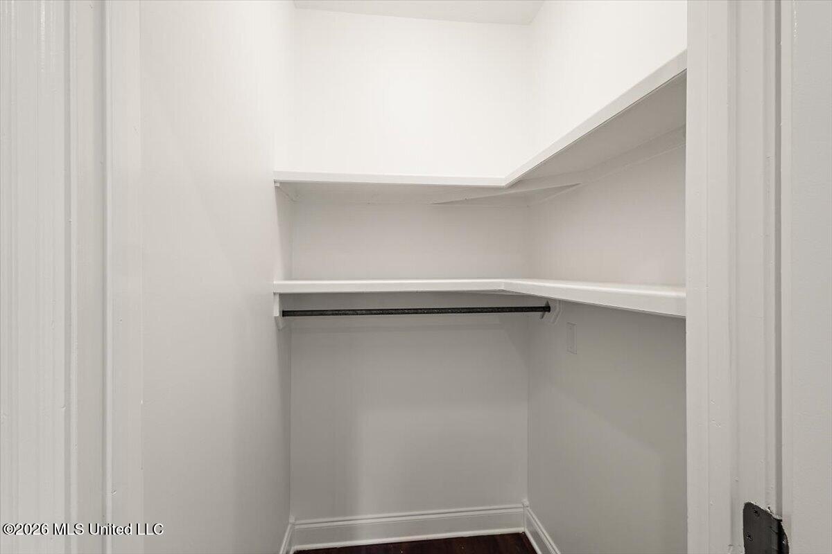 504 Asbury Lane Drive Property Photo 22