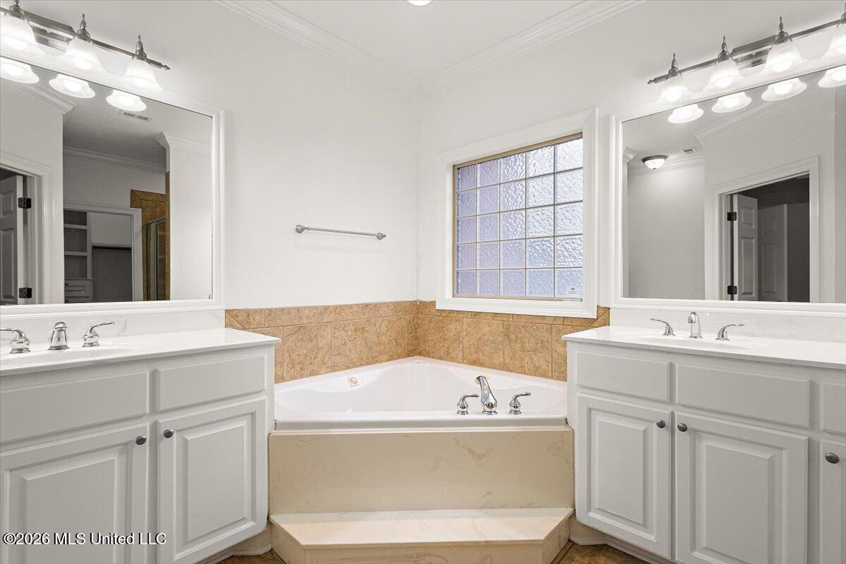 504 Asbury Lane Drive Property Photo 23