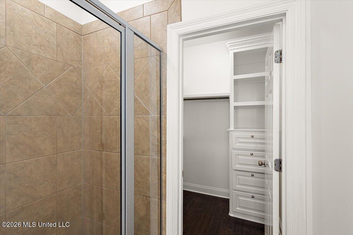 504 Asbury Lane Drive Property Photo 25