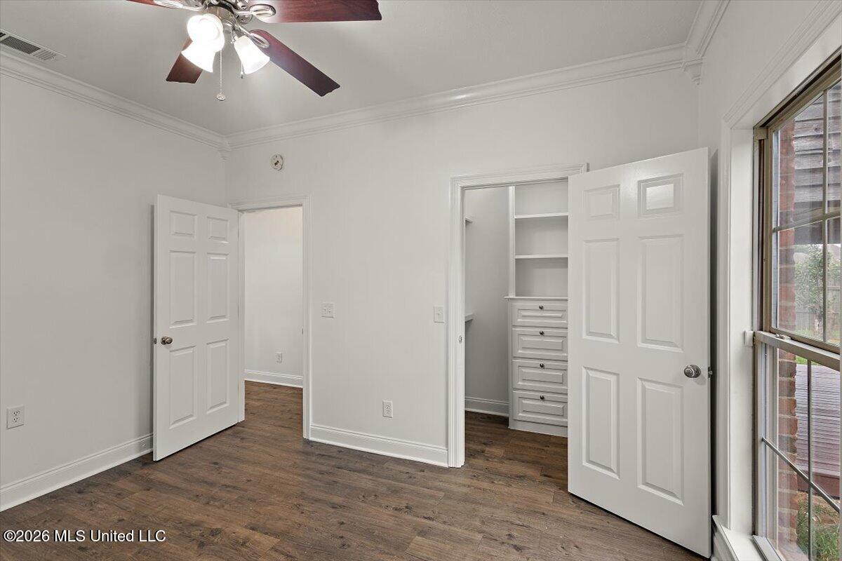 504 Asbury Lane Drive Property Photo 28