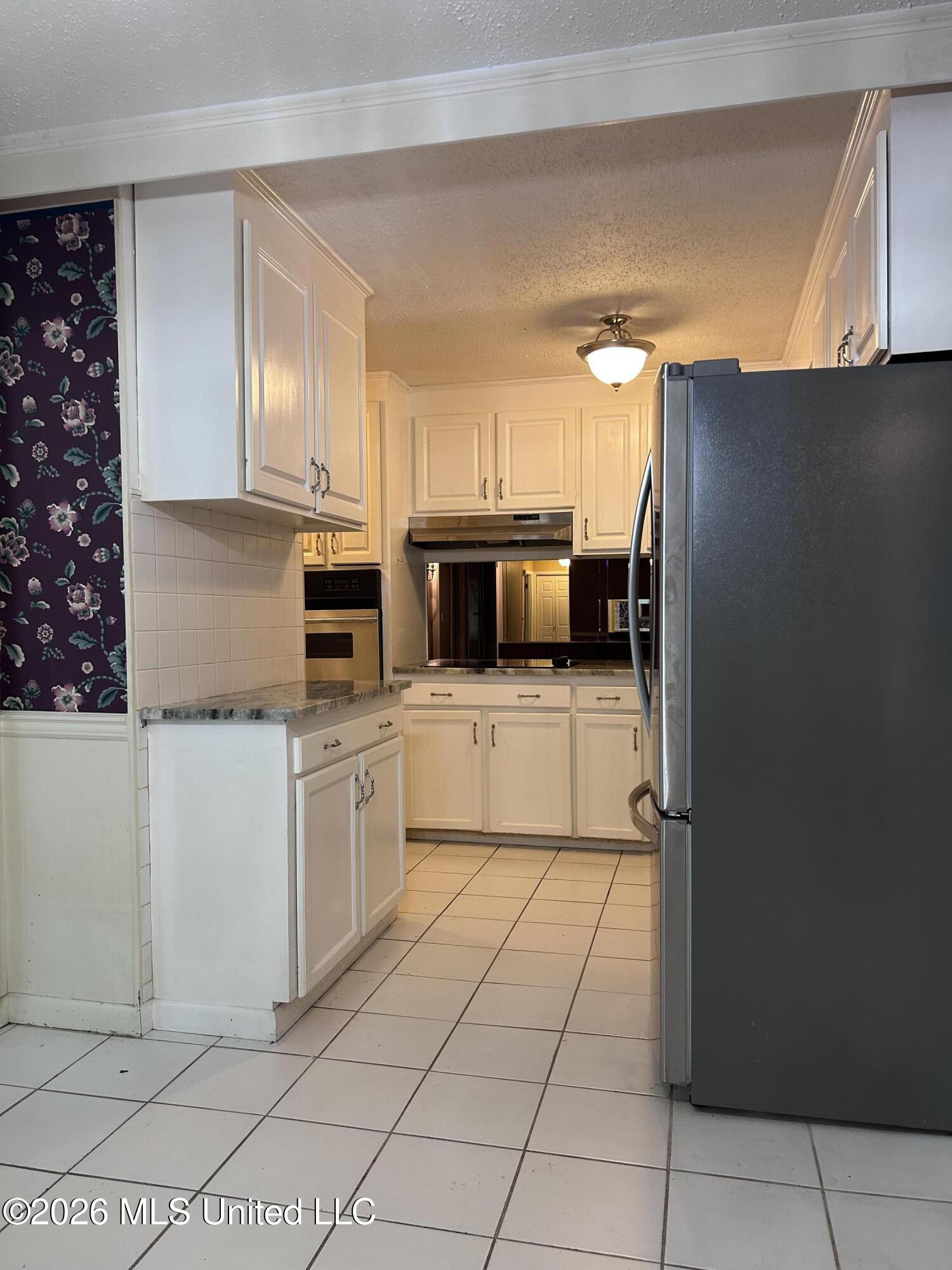 209 S Loftin Street Property Photo 15