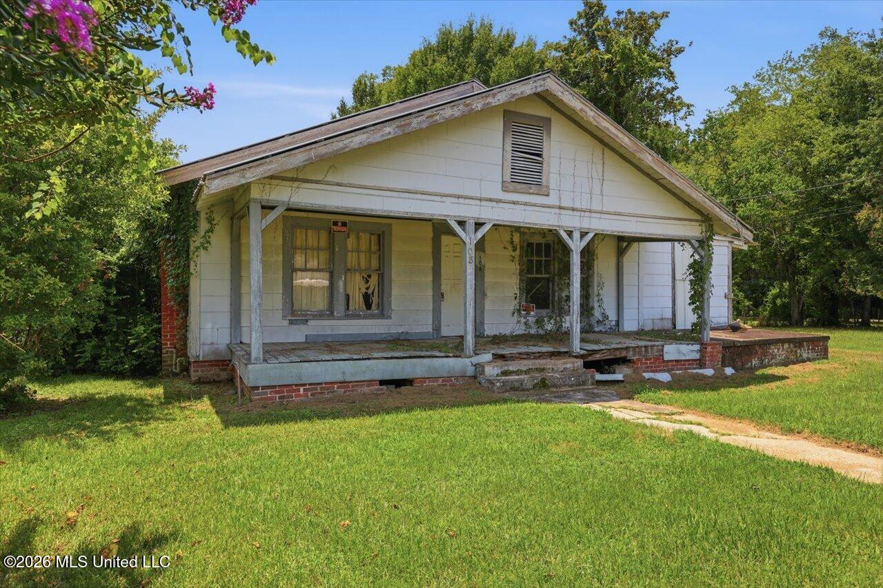 106 W Bell Avenue Property Photo 3