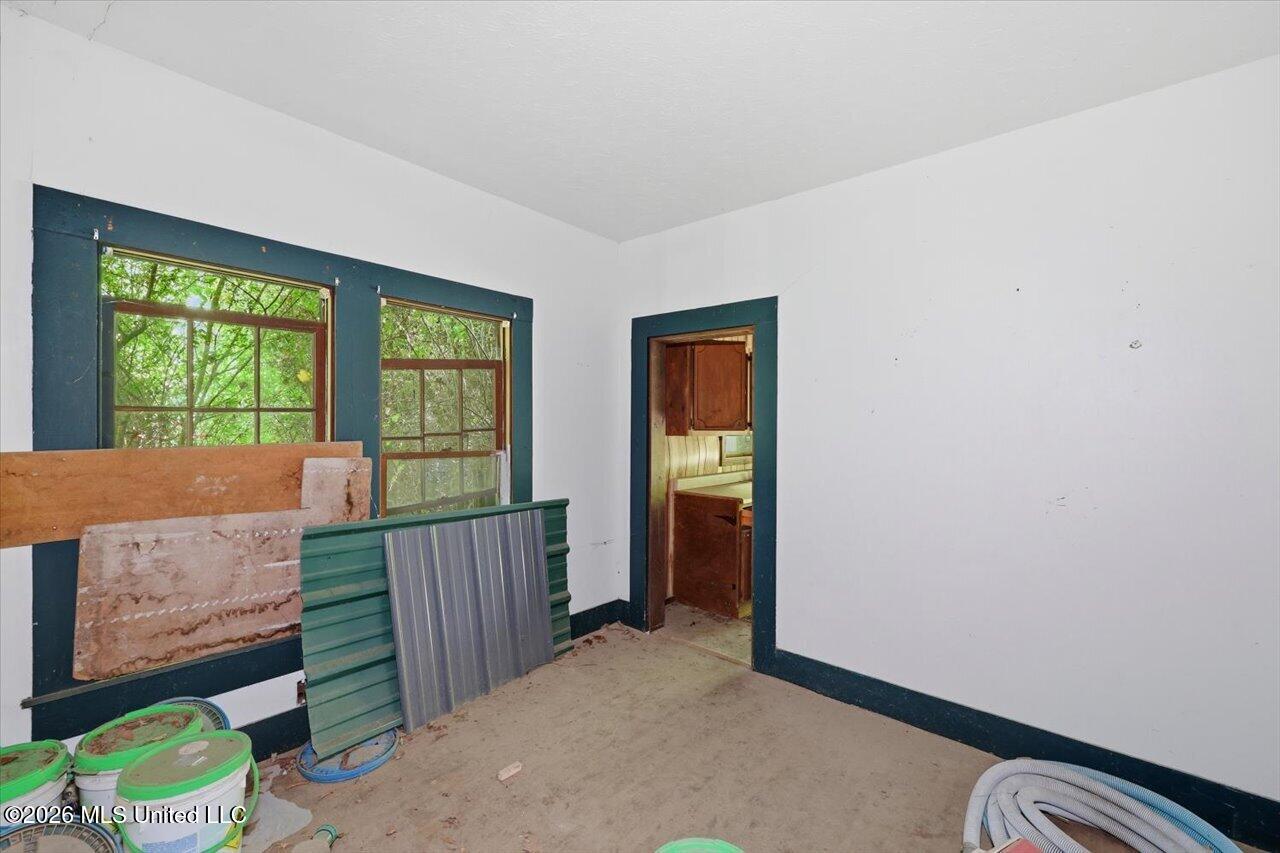 106 W Bell Avenue Property Photo 12