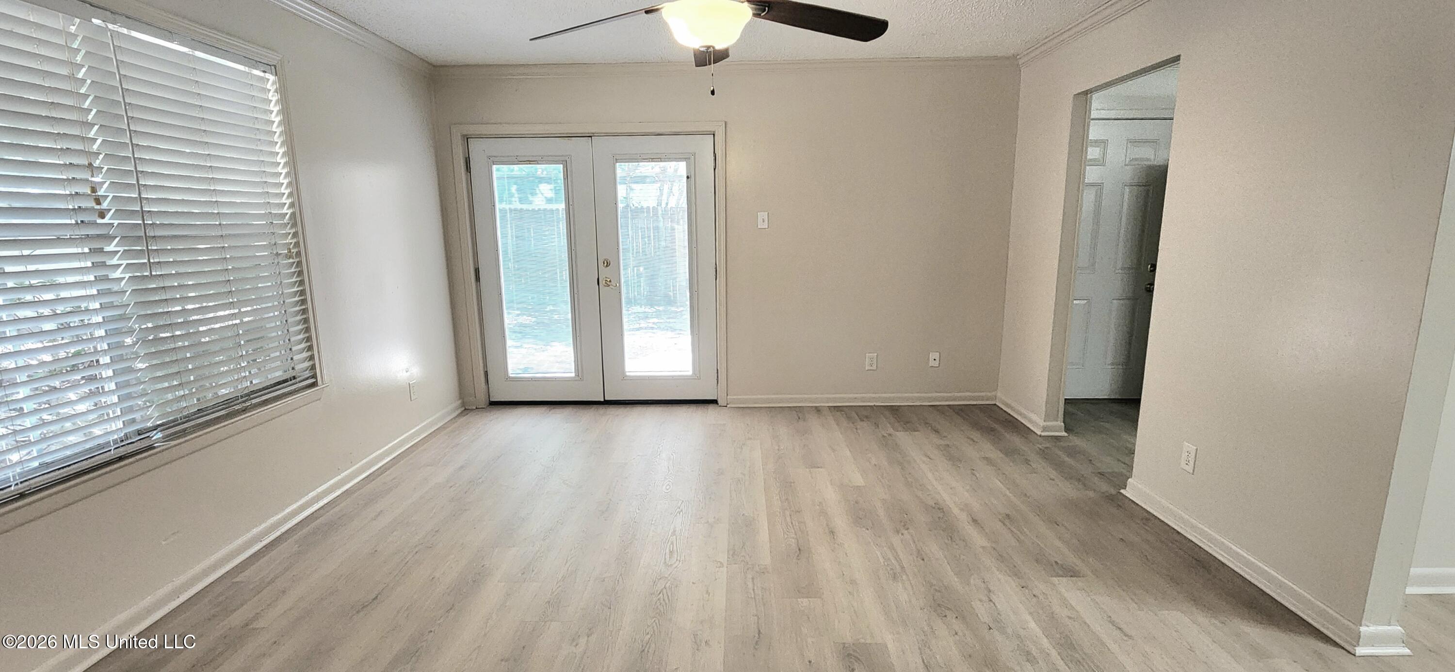 9113 Warbler Avenue Property Photo 6