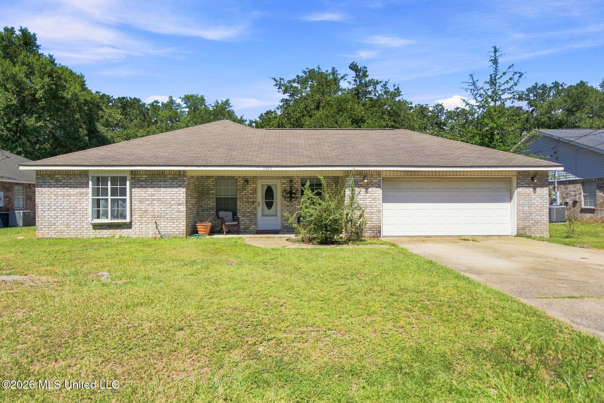 1325 S 10th Street Property Photo 1