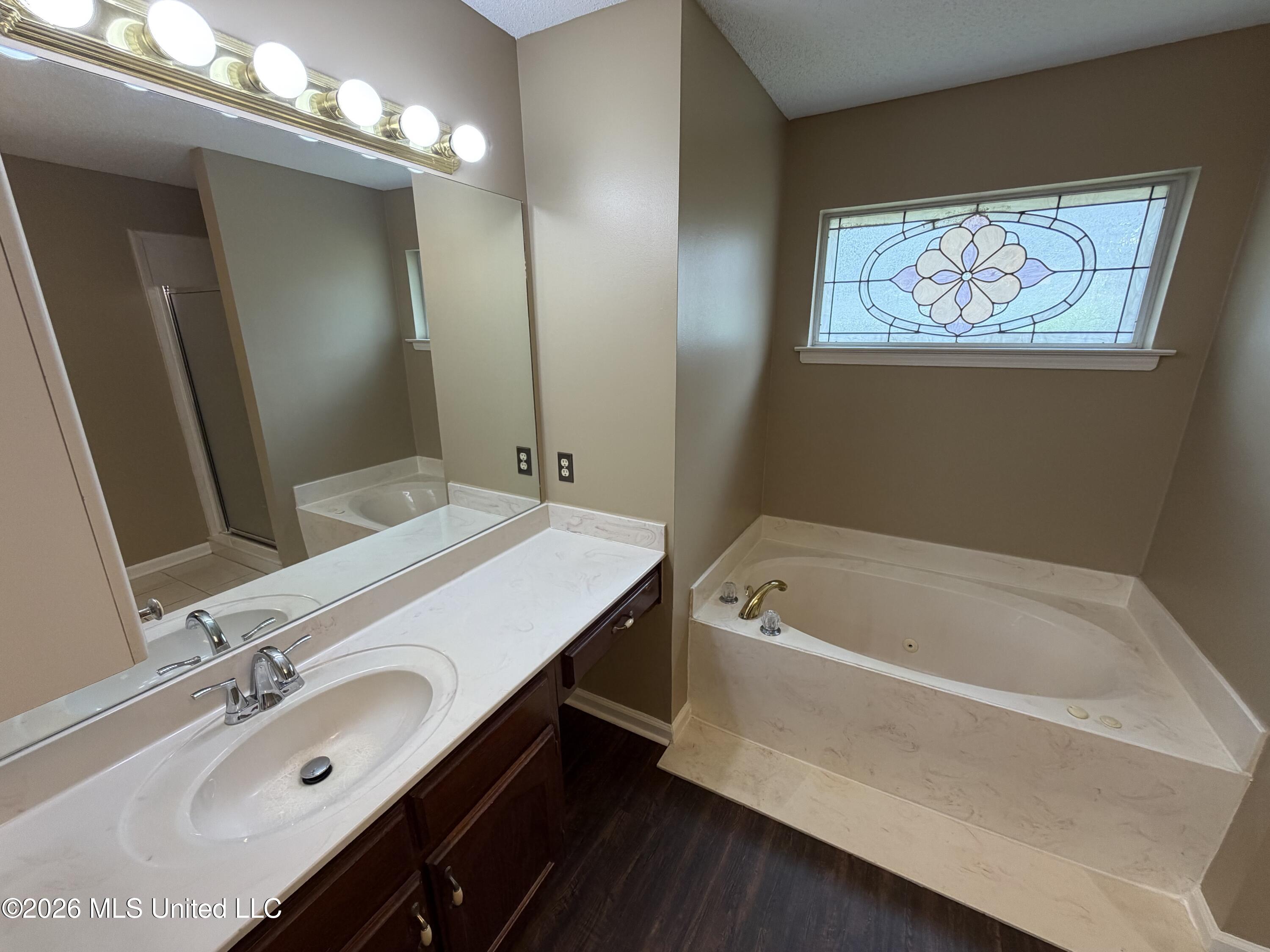 6177 Seminole Drive Property Photo 13