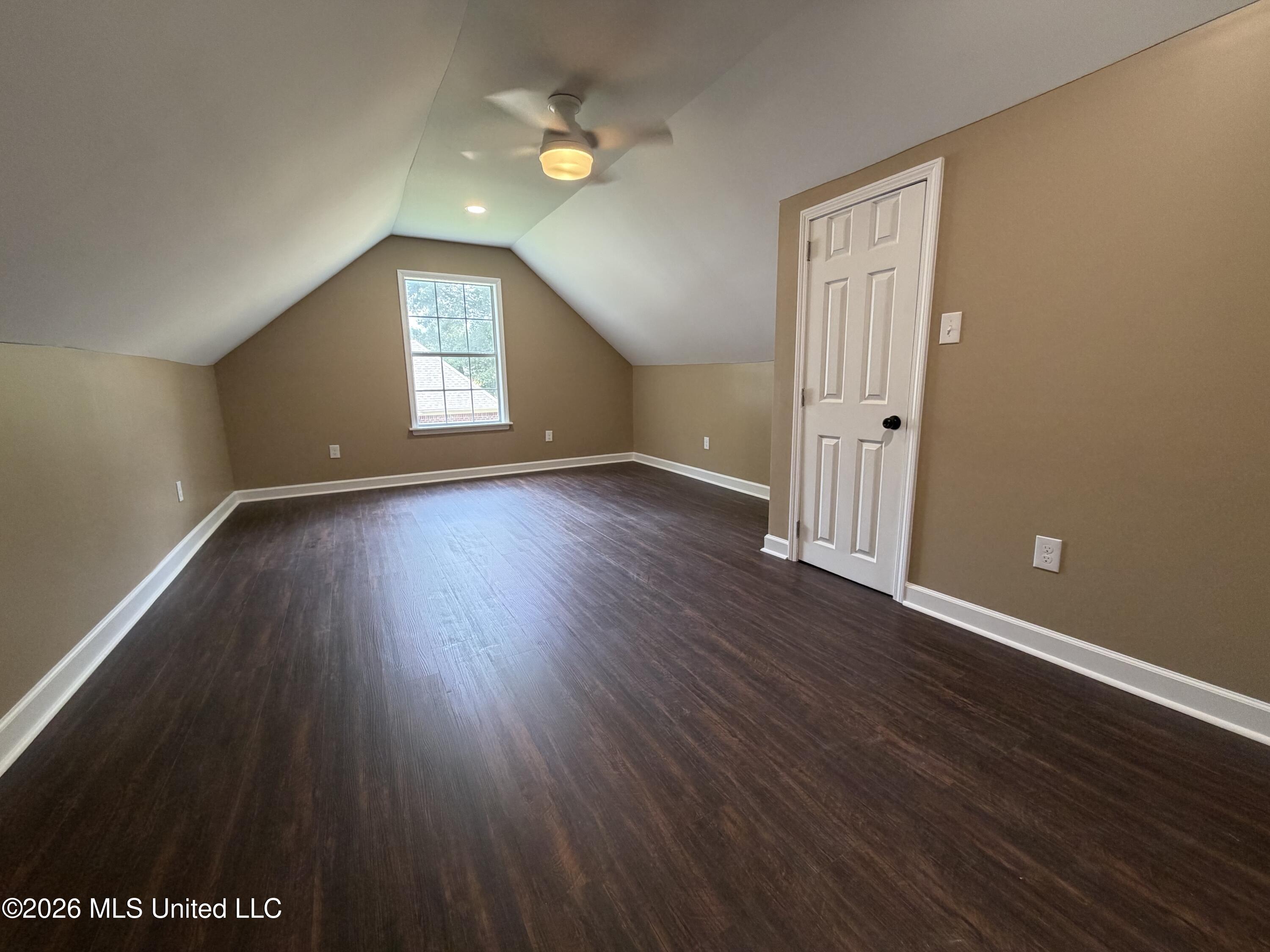6177 Seminole Drive Property Photo 22