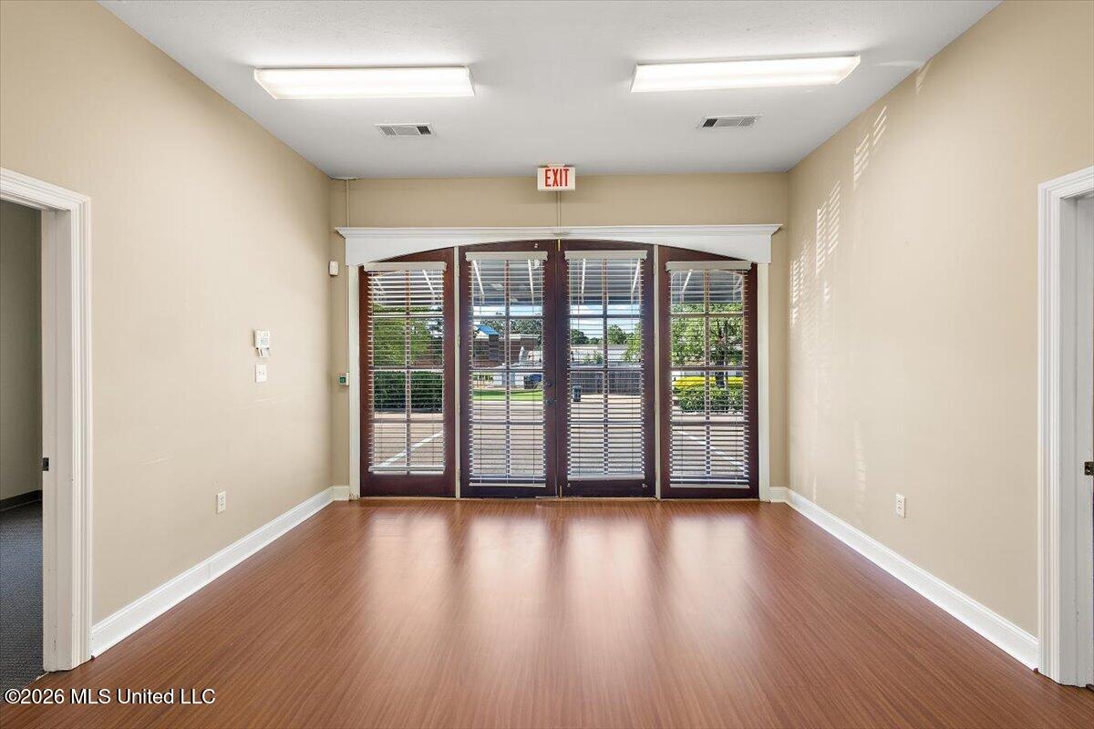 529 S Pear Orchard Road Property Photo 6