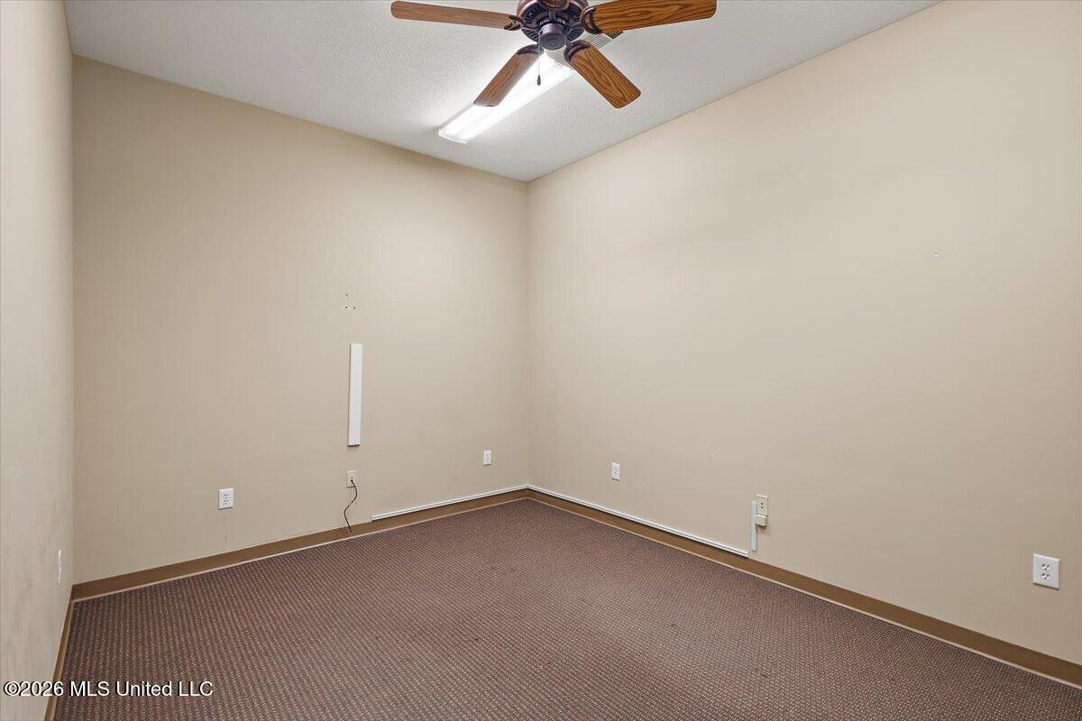 529 S Pear Orchard Road Property Photo 8