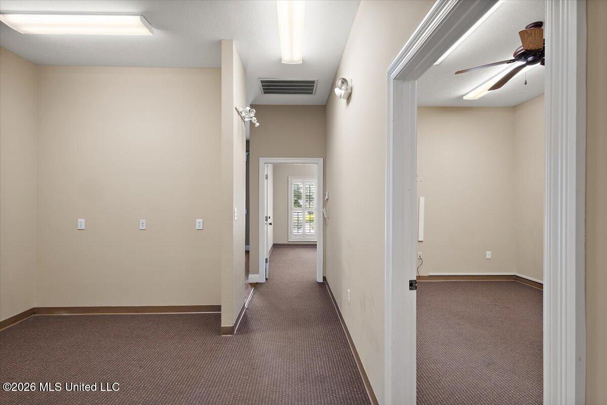 529 S Pear Orchard Road Property Photo 11