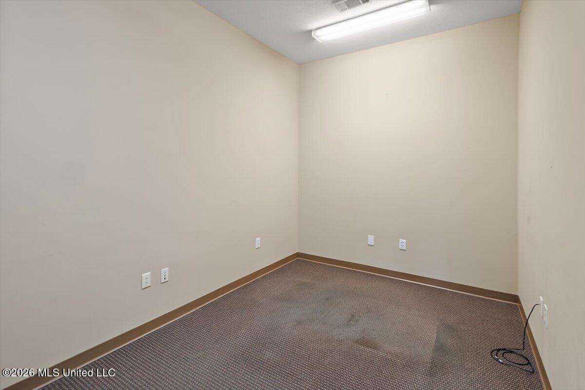 529 S Pear Orchard Road Property Photo 14