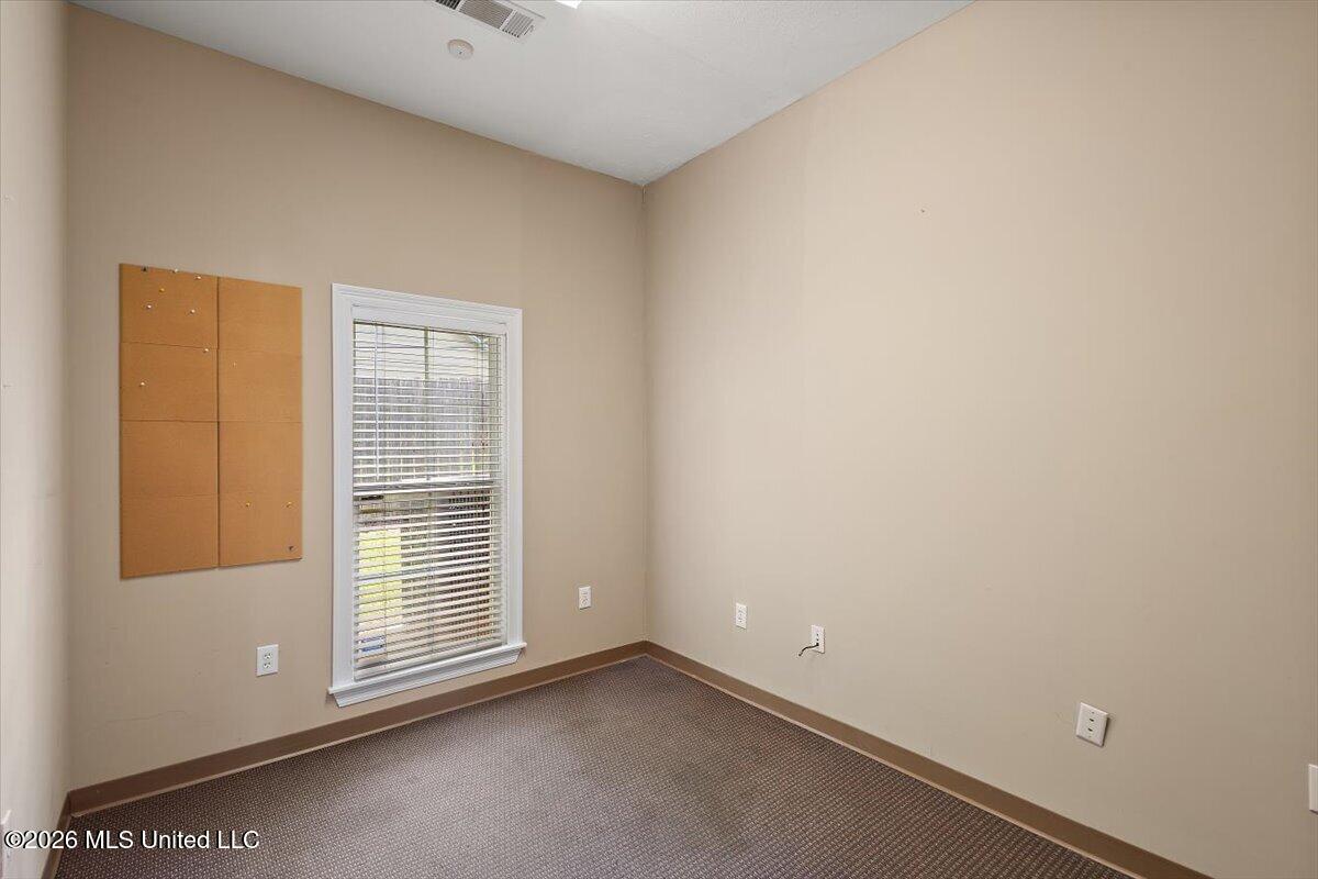 529 S Pear Orchard Road Property Photo 19