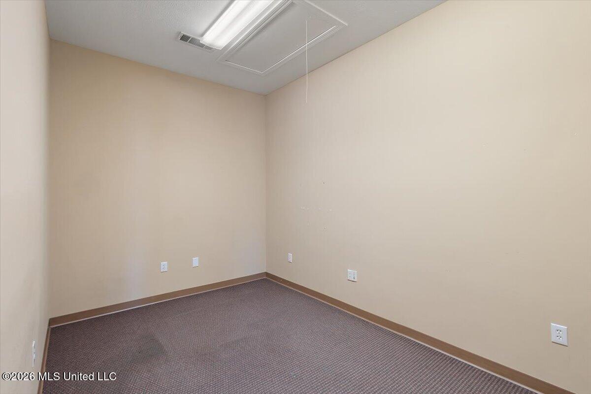 529 S Pear Orchard Road Property Photo 22