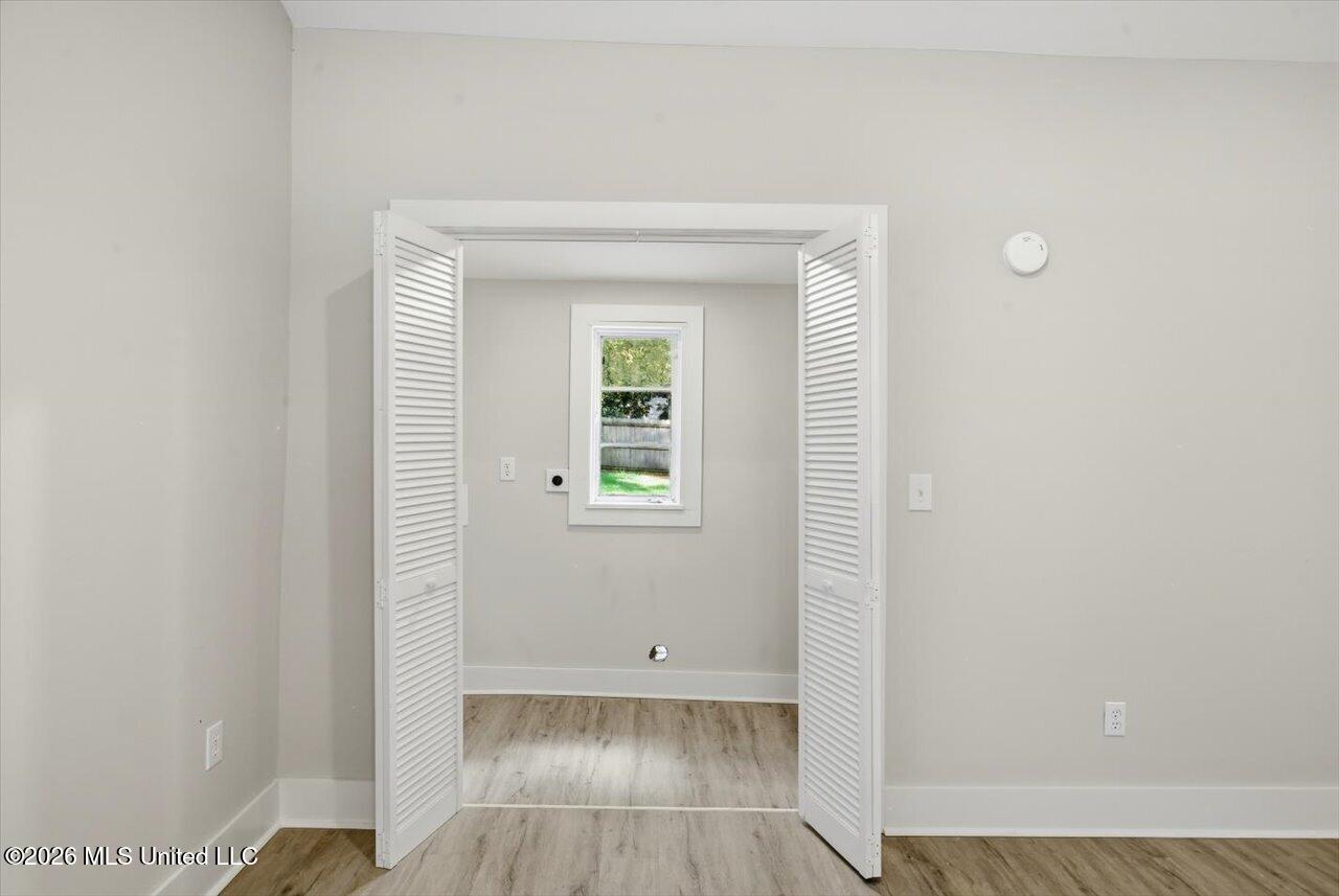 4330 Manhassett Drive Property Photo 17