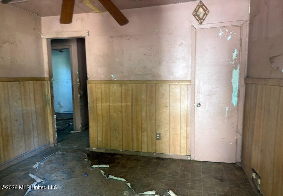 453 Main Street Property Photo 2