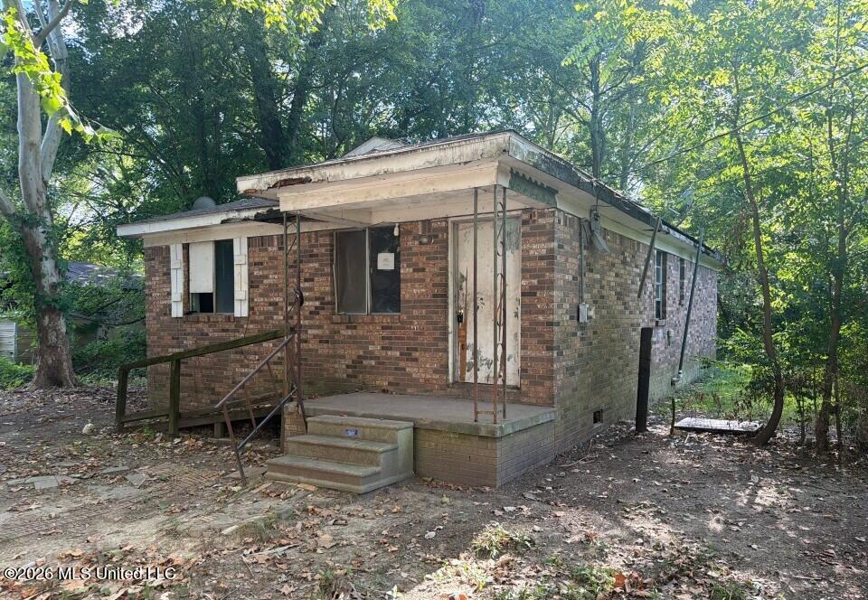 453 Main Street Property Photo 15
