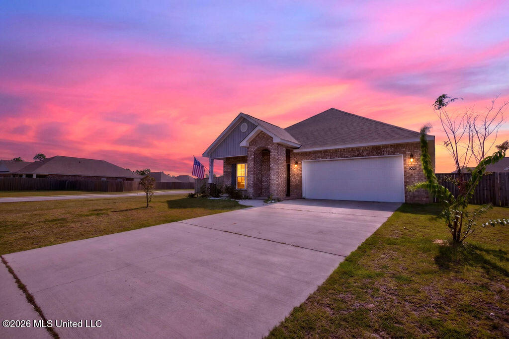 15610 Hawick Lane Property Photo 3
