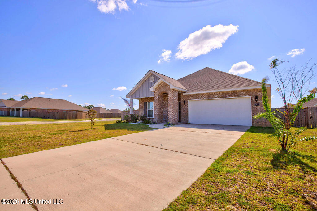 15610 Hawick Lane Property Photo 4