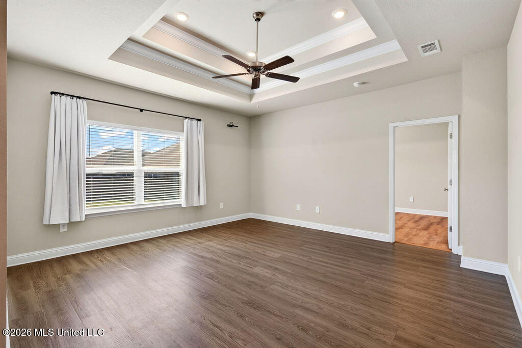 15610 Hawick Lane Property Photo 19