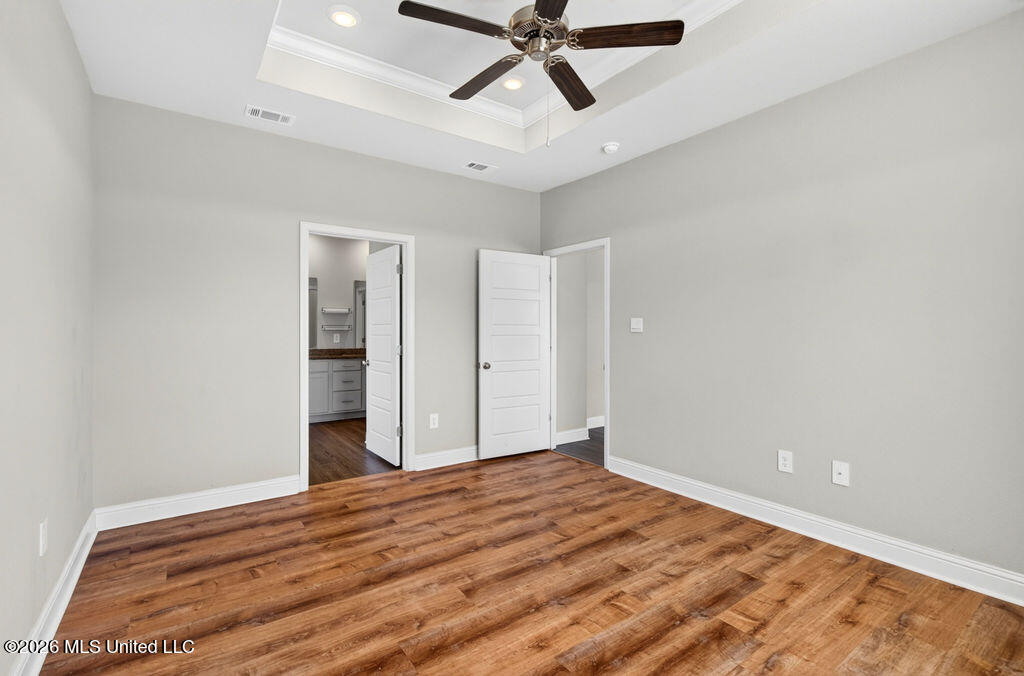 15610 Hawick Lane Property Photo 24
