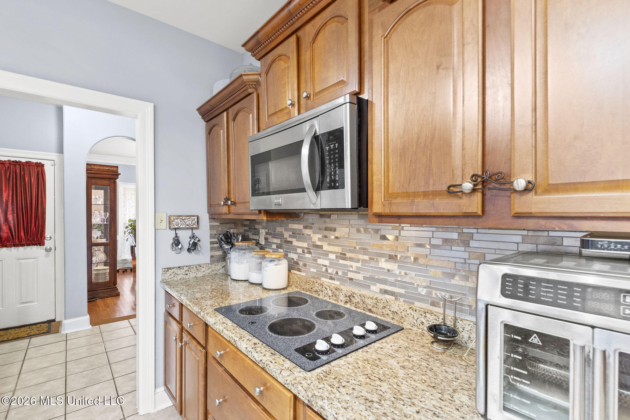 8576 Saddle Creek Drive Property Photo 8