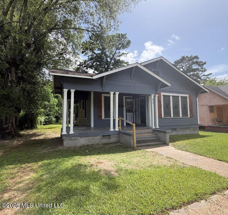 807 Evergreen Avenue Property Photo 1