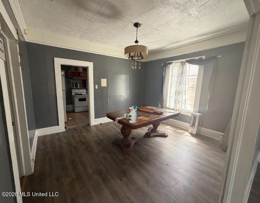 807 Evergreen Avenue Property Photo 10