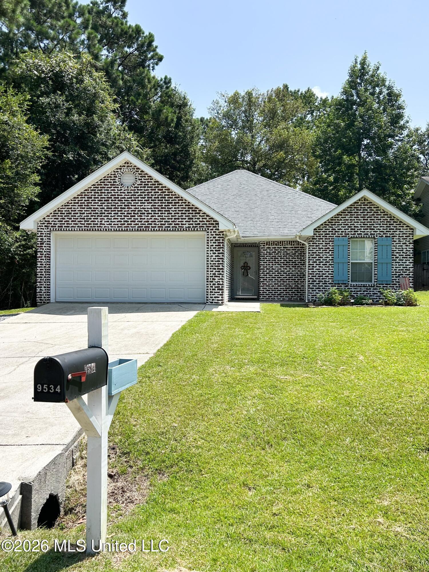 9534 Lono Place Property Photo 1
