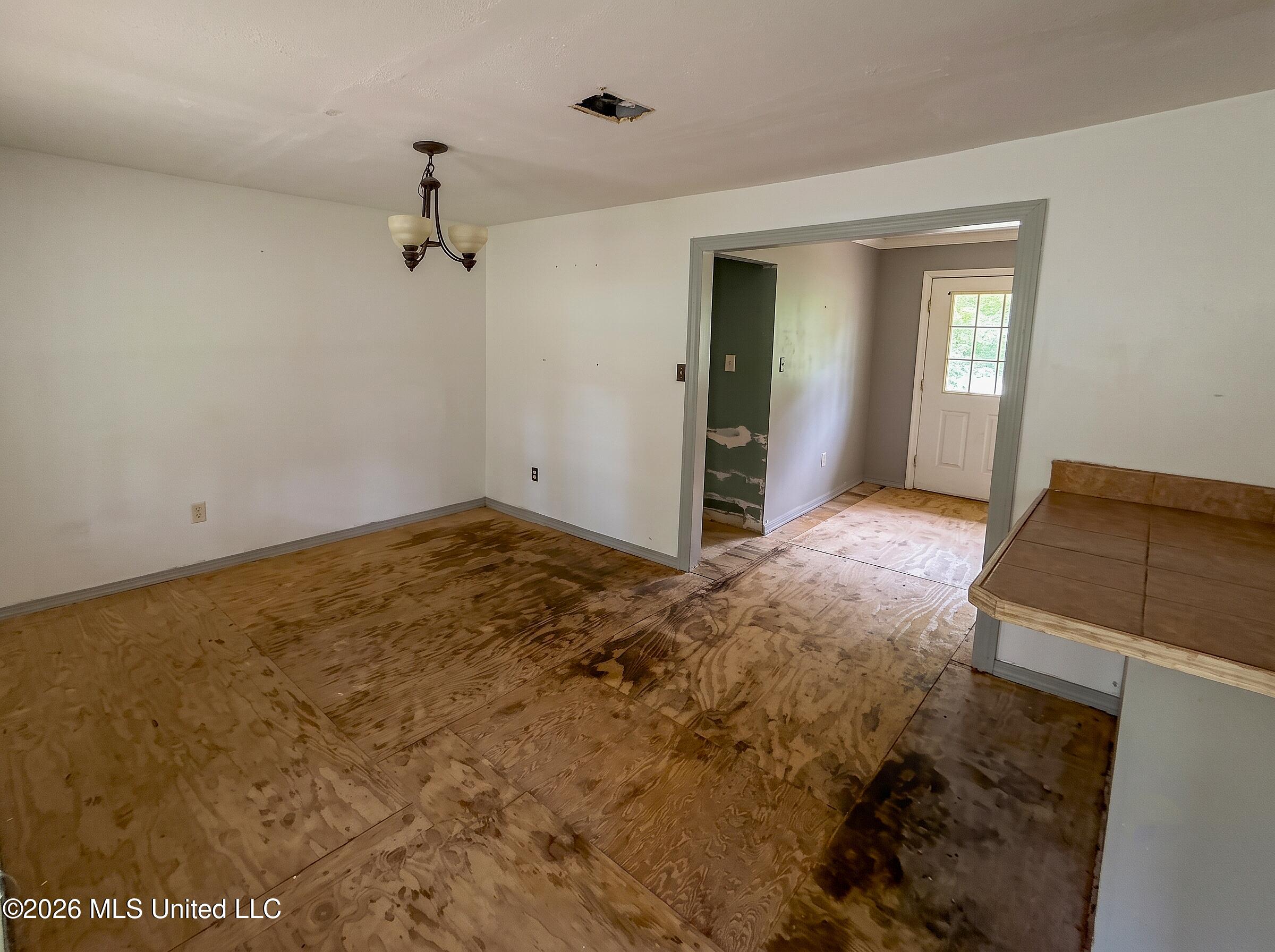150 Tullos Road Property Photo 4