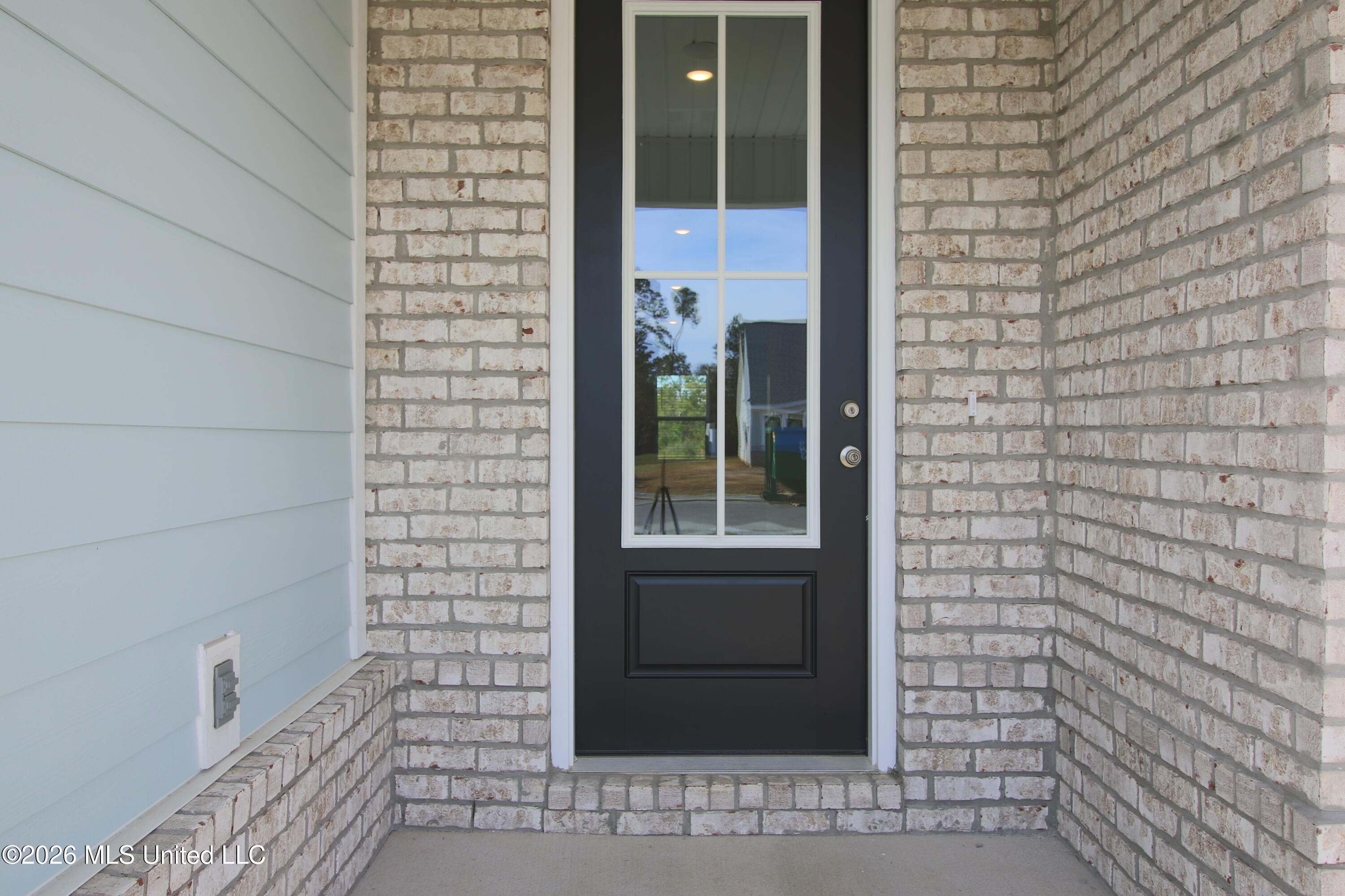 10582 Landon Meadows Drive Property Photo 5