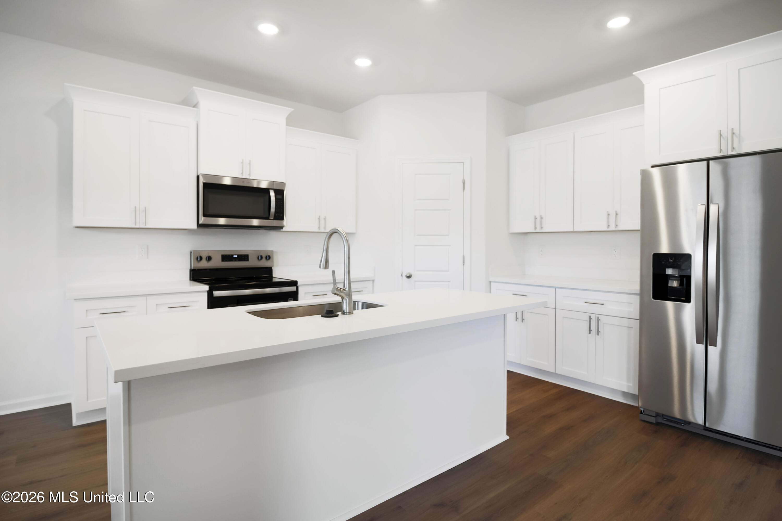 10582 Landon Meadows Drive Property Photo 10