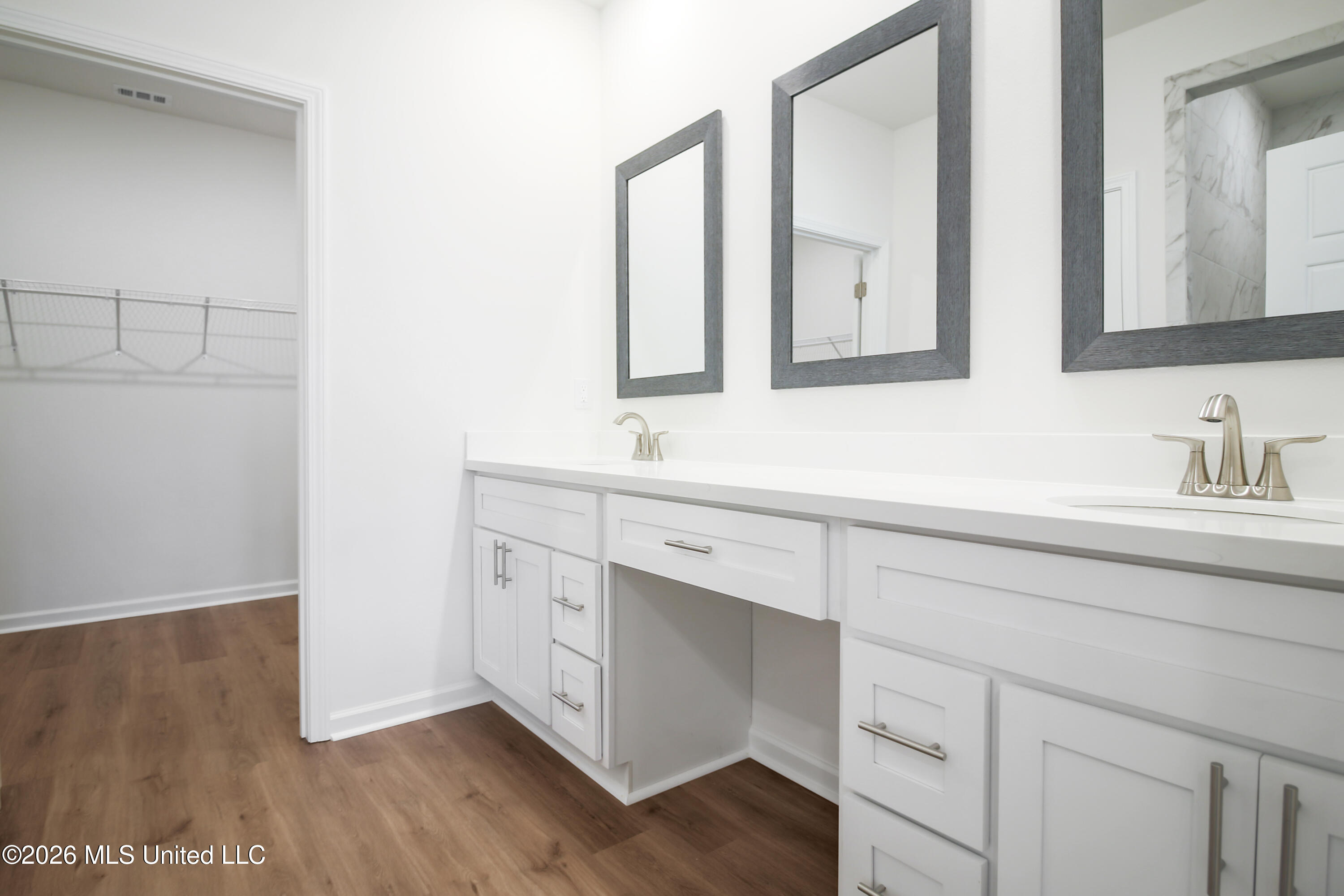 10582 Landon Meadows Drive Property Photo 15