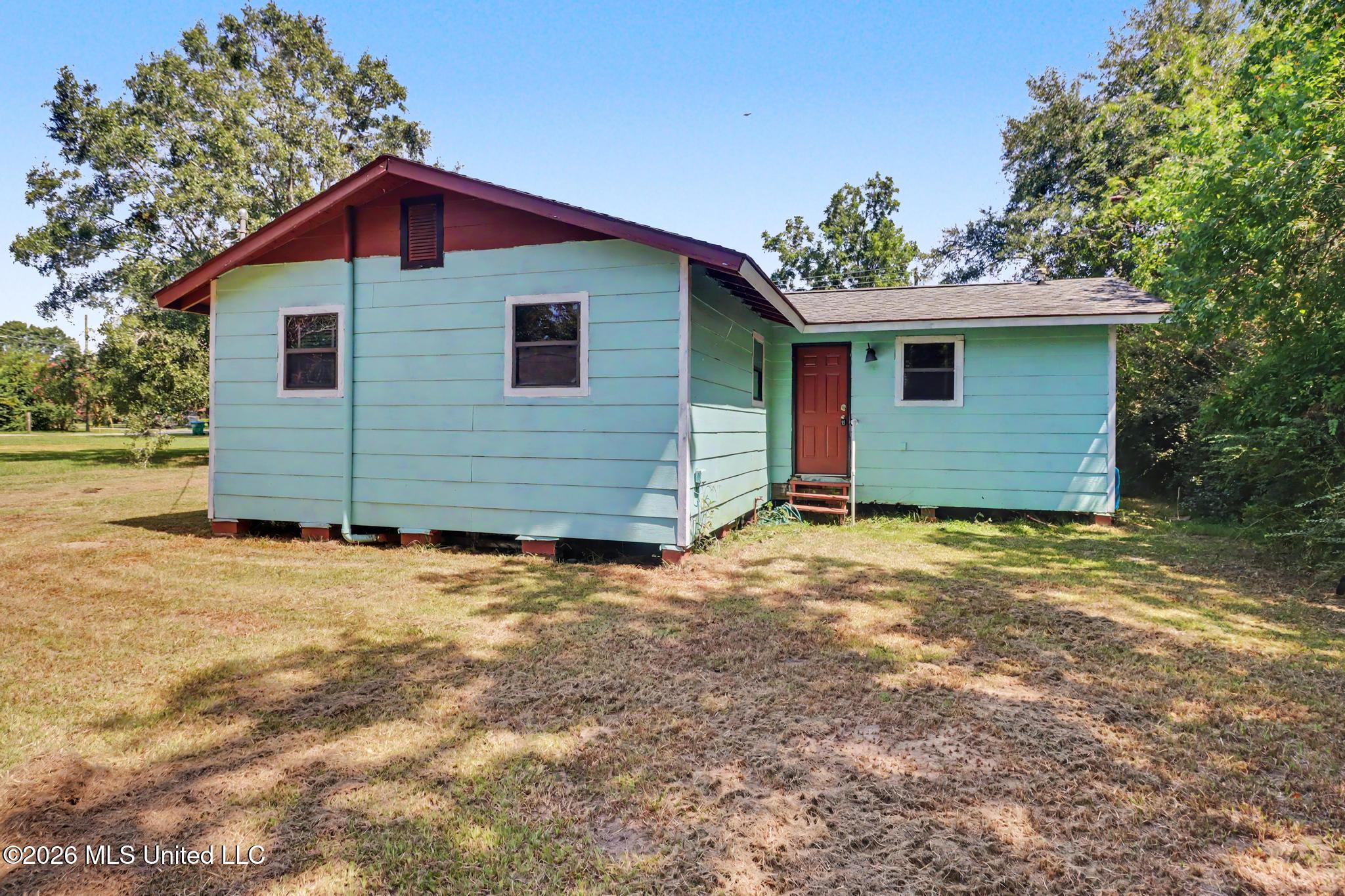 12597 Old Highway 49 Property Photo 15