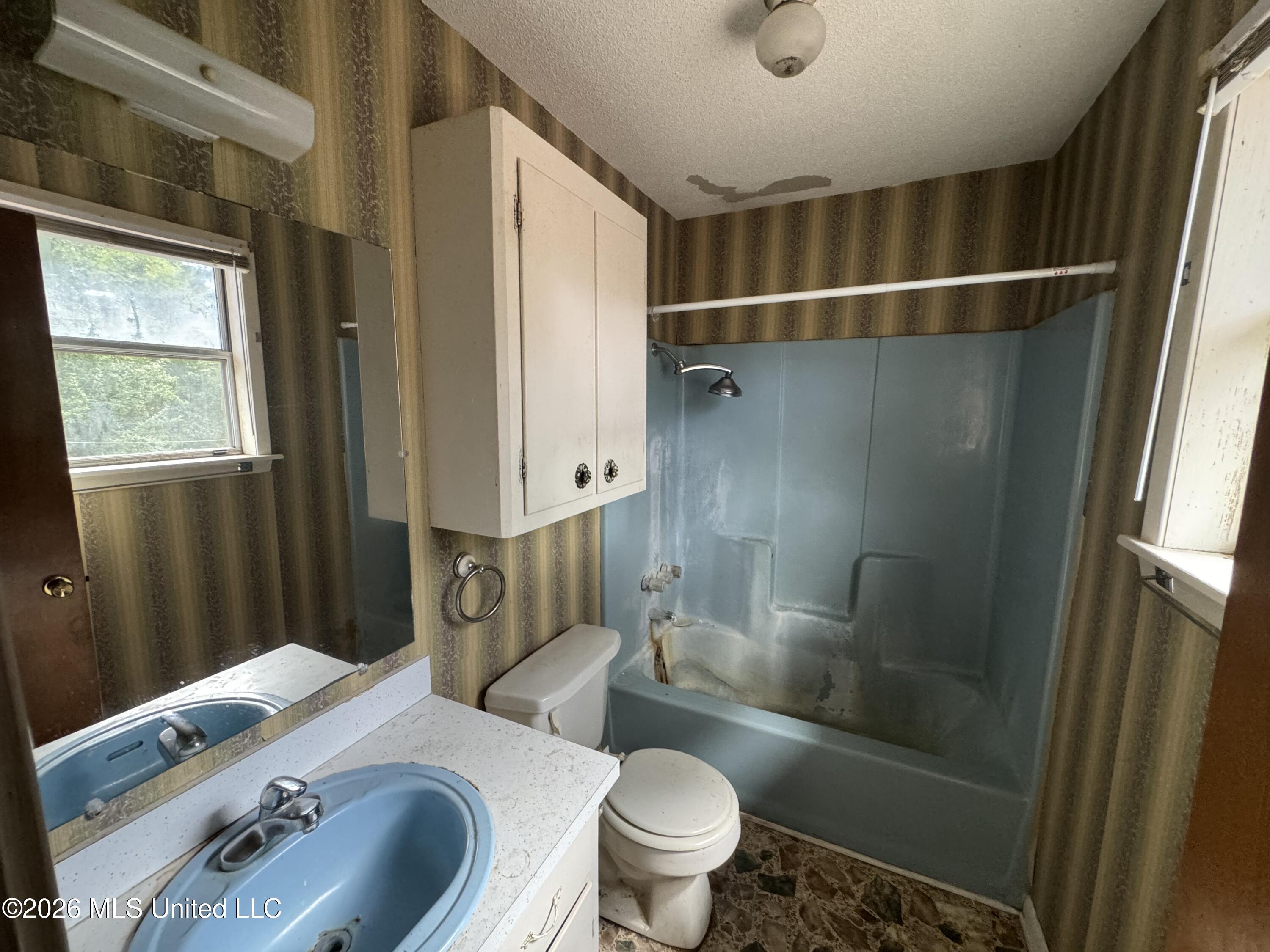 724 Norwood Avenue Property Photo 17