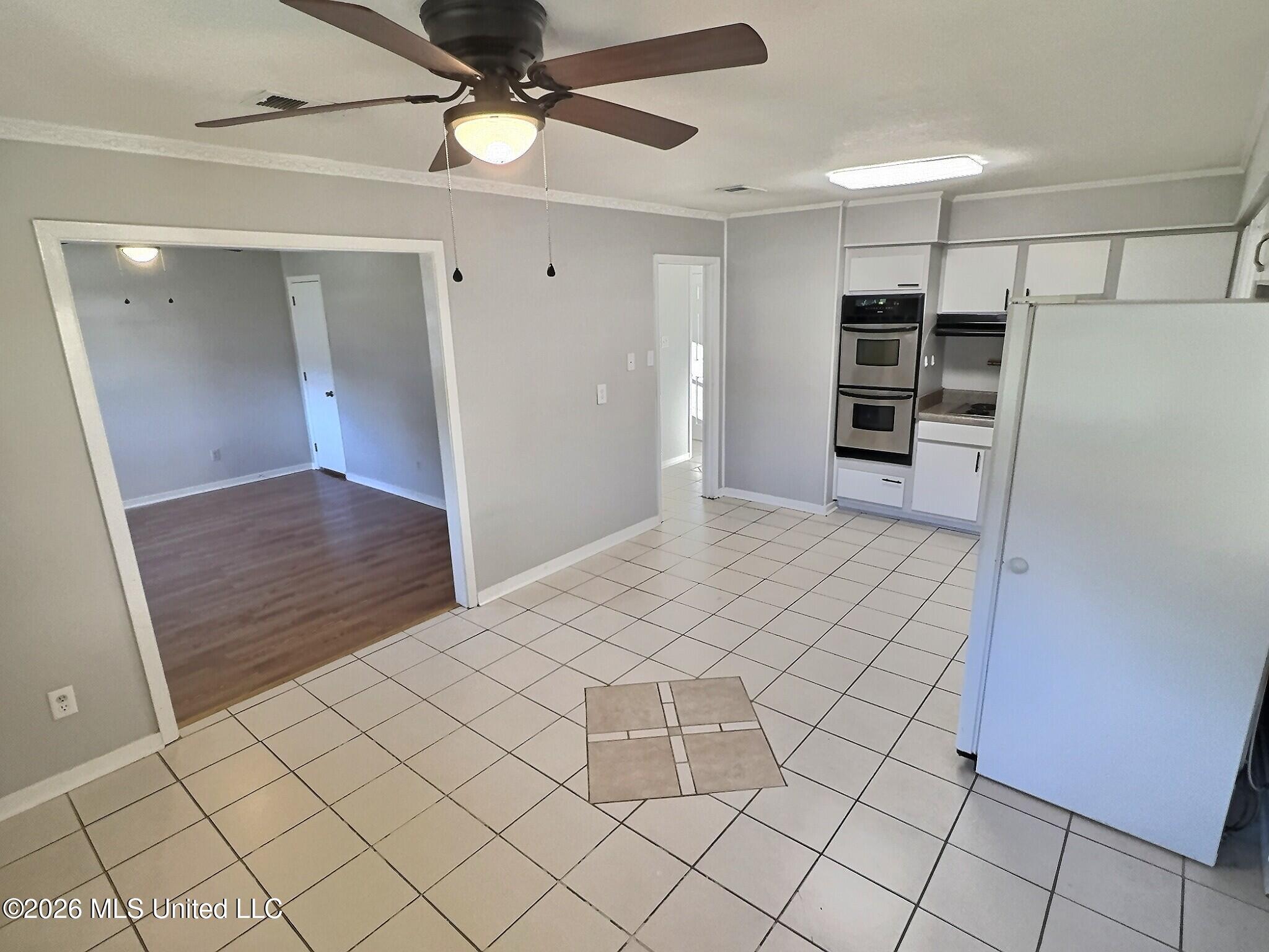 302 Hunter Drive Property Photo 7