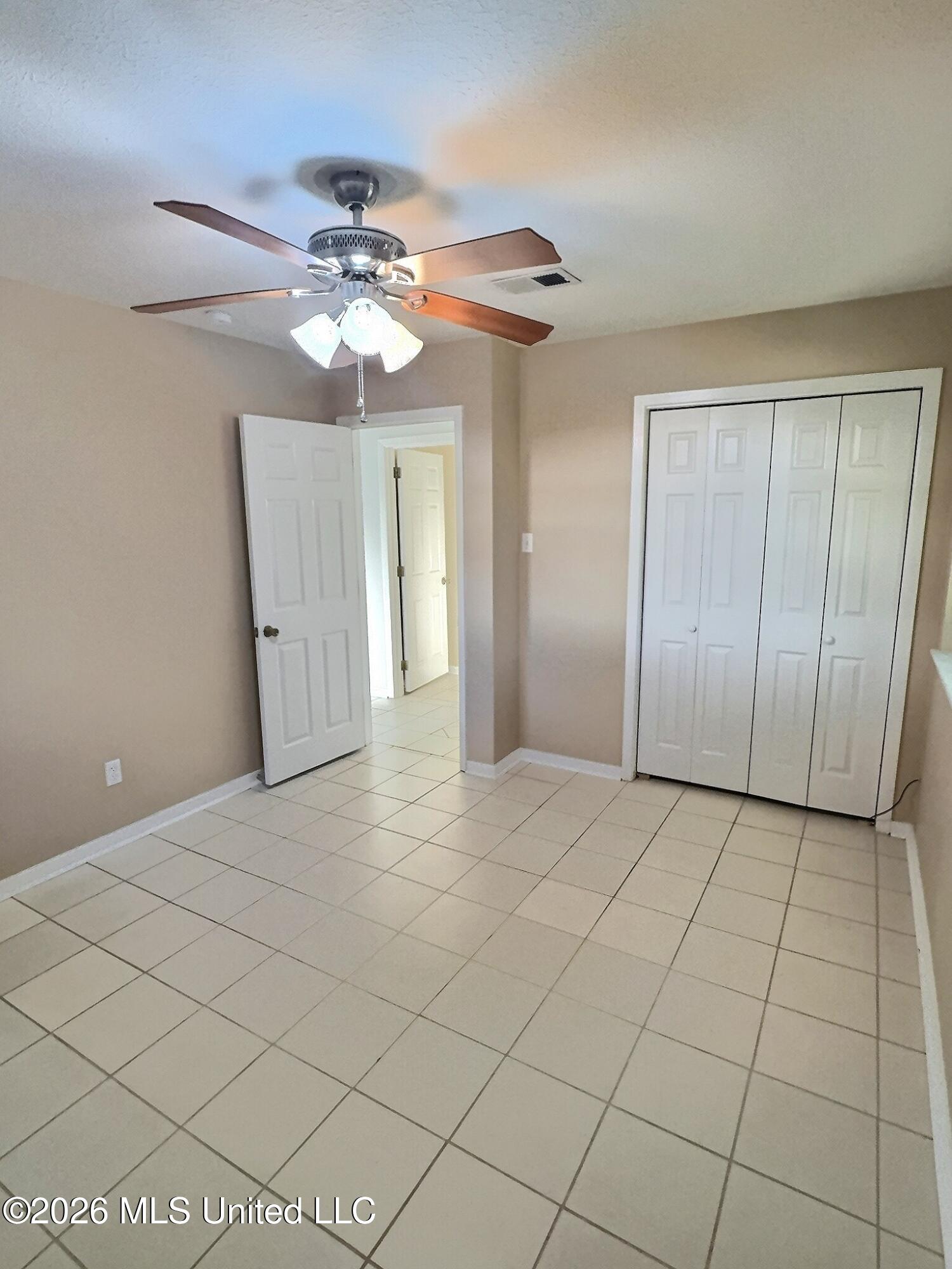 302 Hunter Drive Property Photo 15