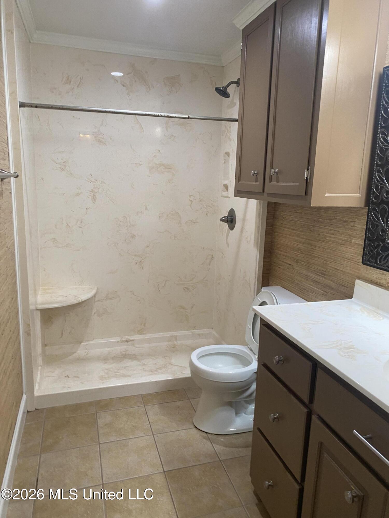 55 Woodlake Drive Property Photo 10