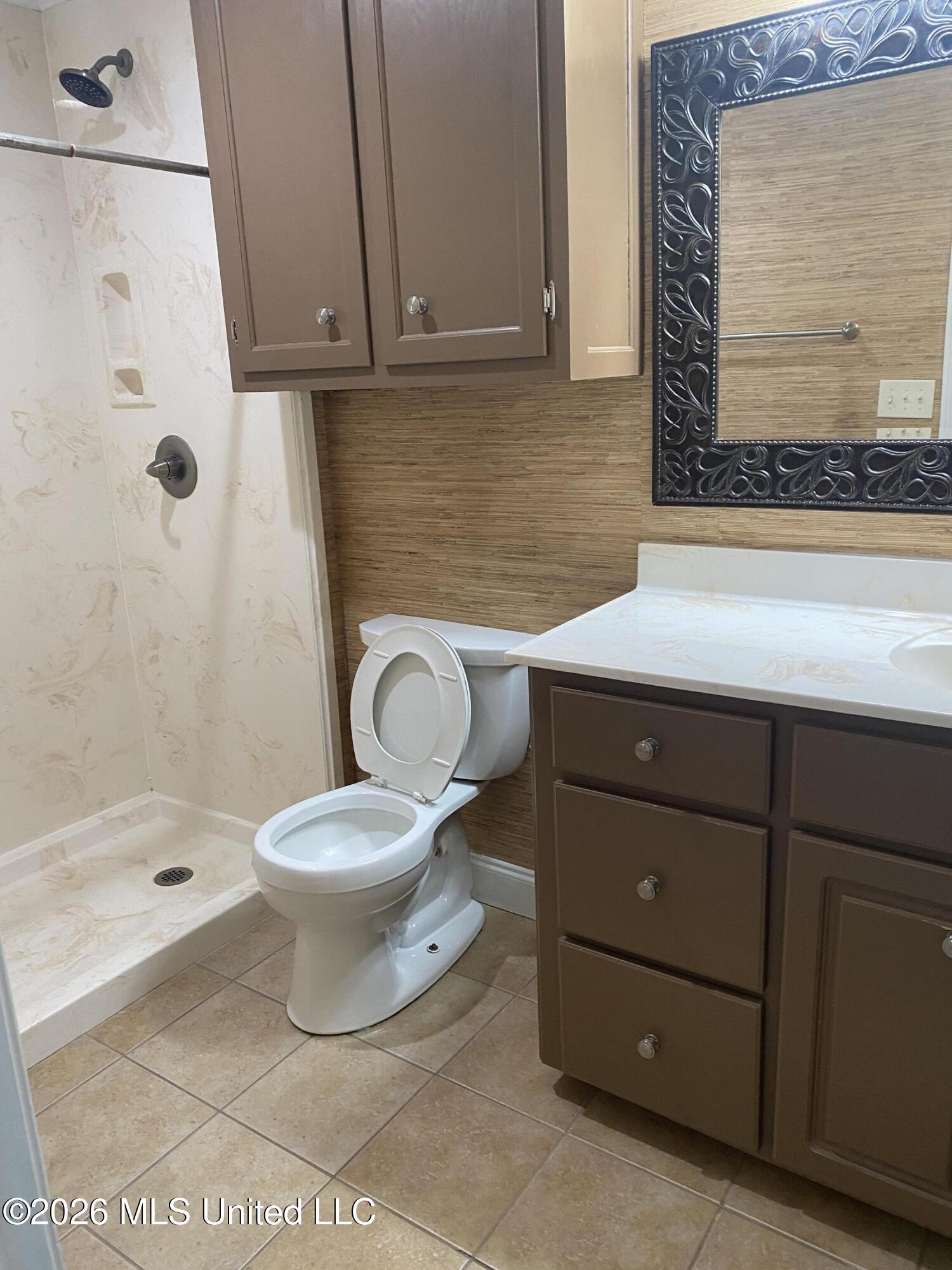55 Woodlake Drive Property Photo 11