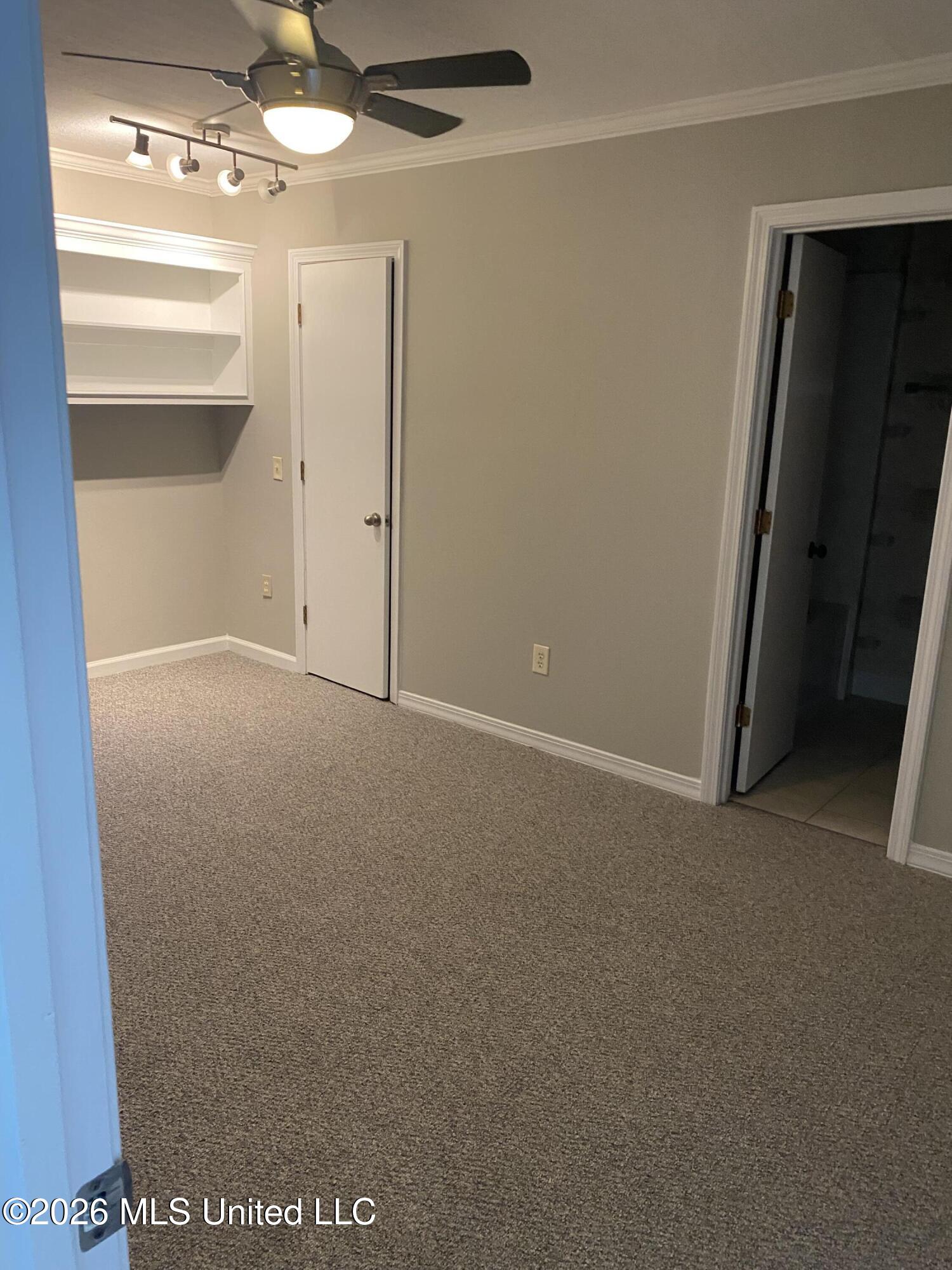 55 Woodlake Drive Property Photo 16