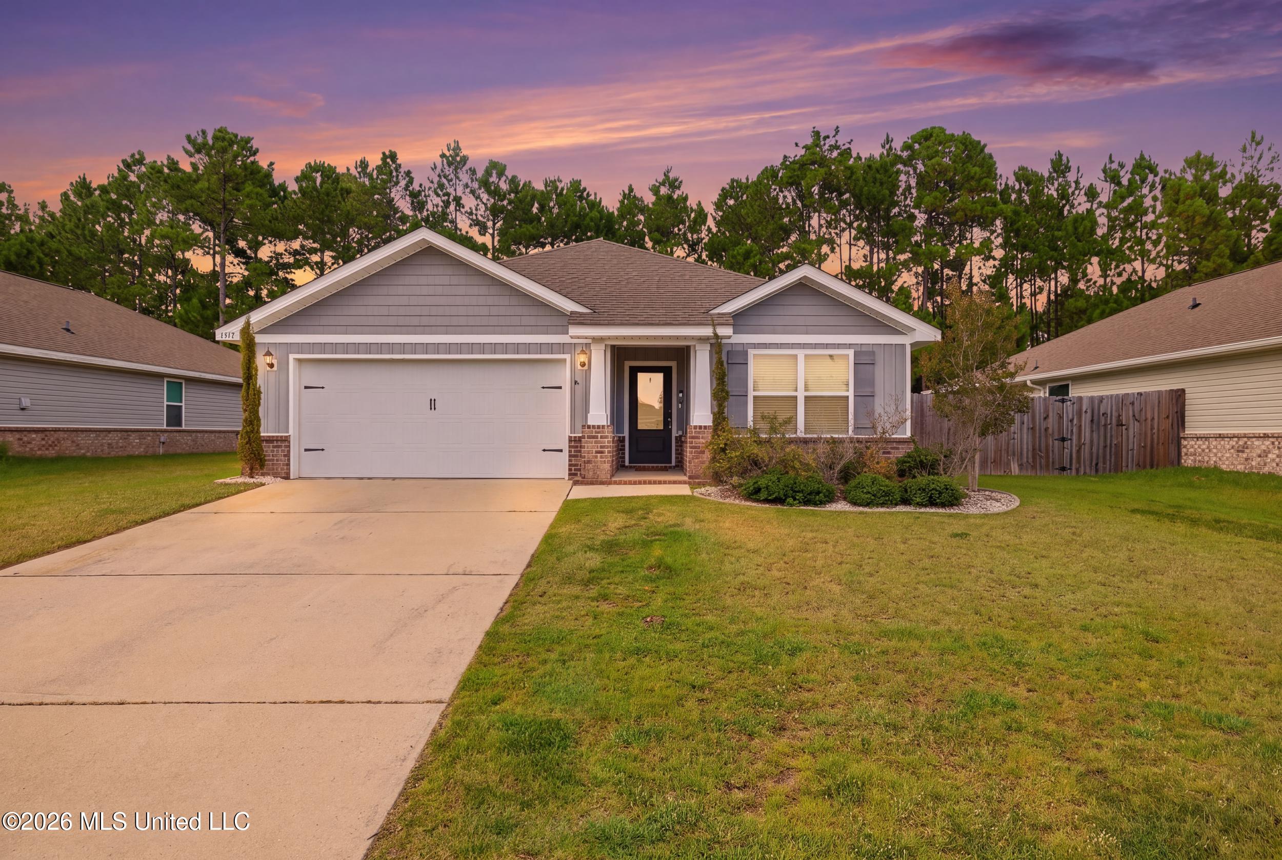 6575 Eastland Circle Property Photo 1