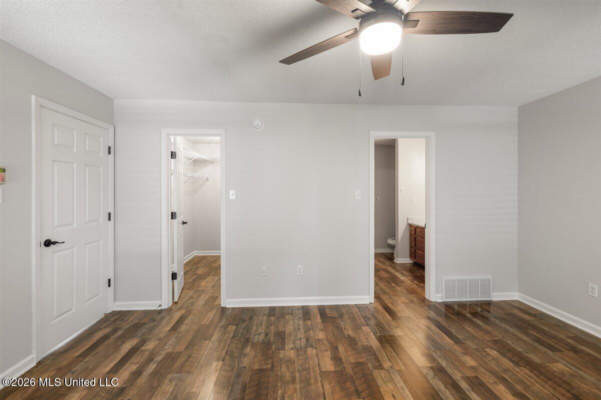 5428 Bradley Drive Property Photo 14