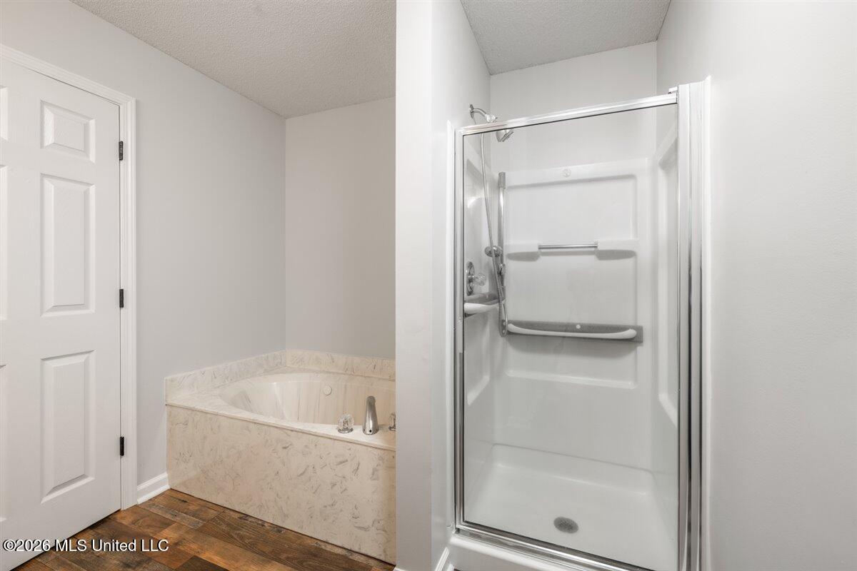 5428 Bradley Drive Property Photo 17