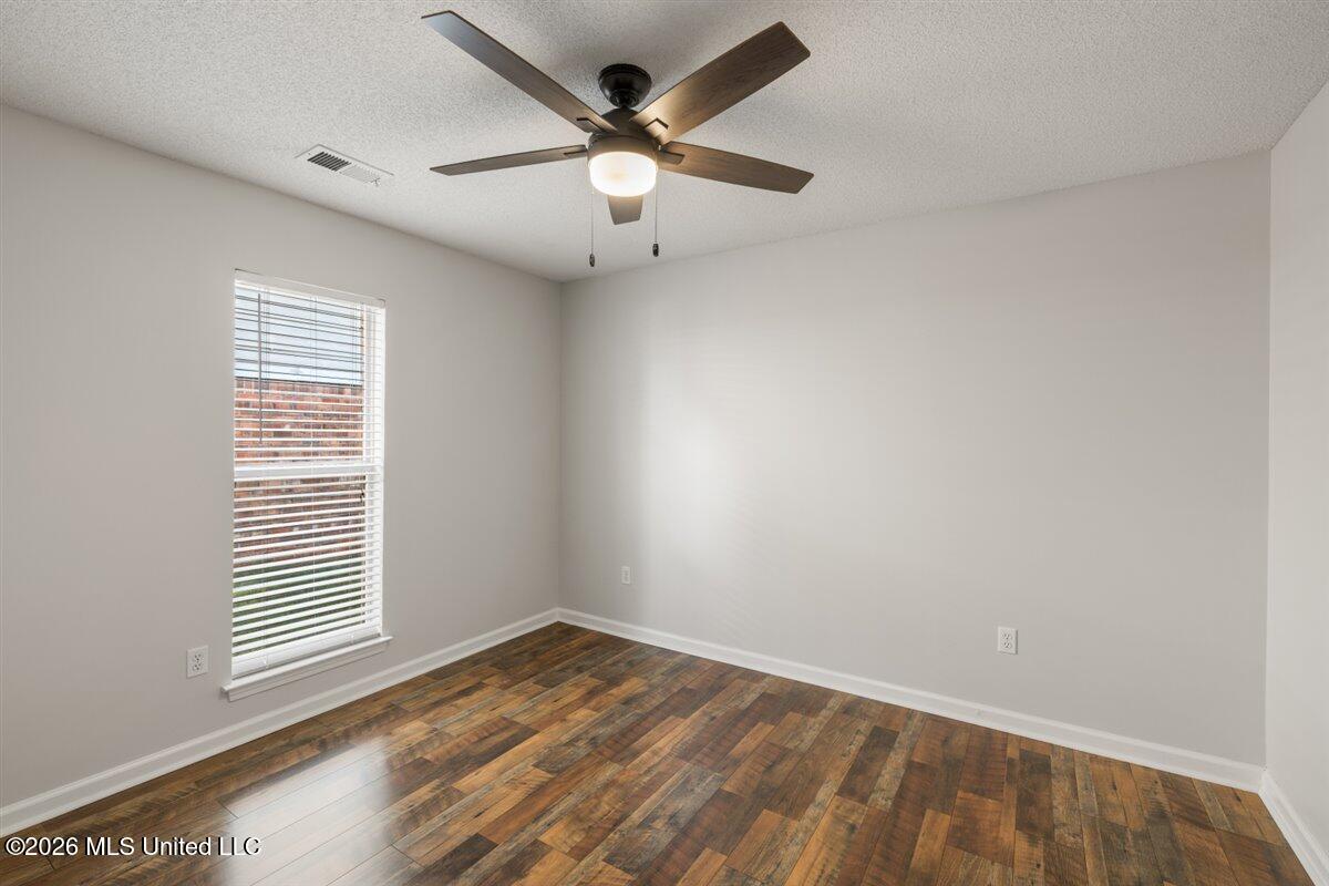 5428 Bradley Drive Property Photo 18