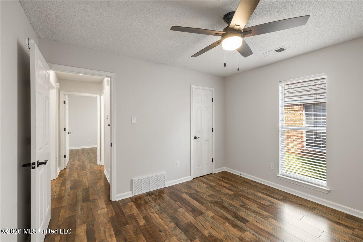 5428 Bradley Drive Property Photo 19