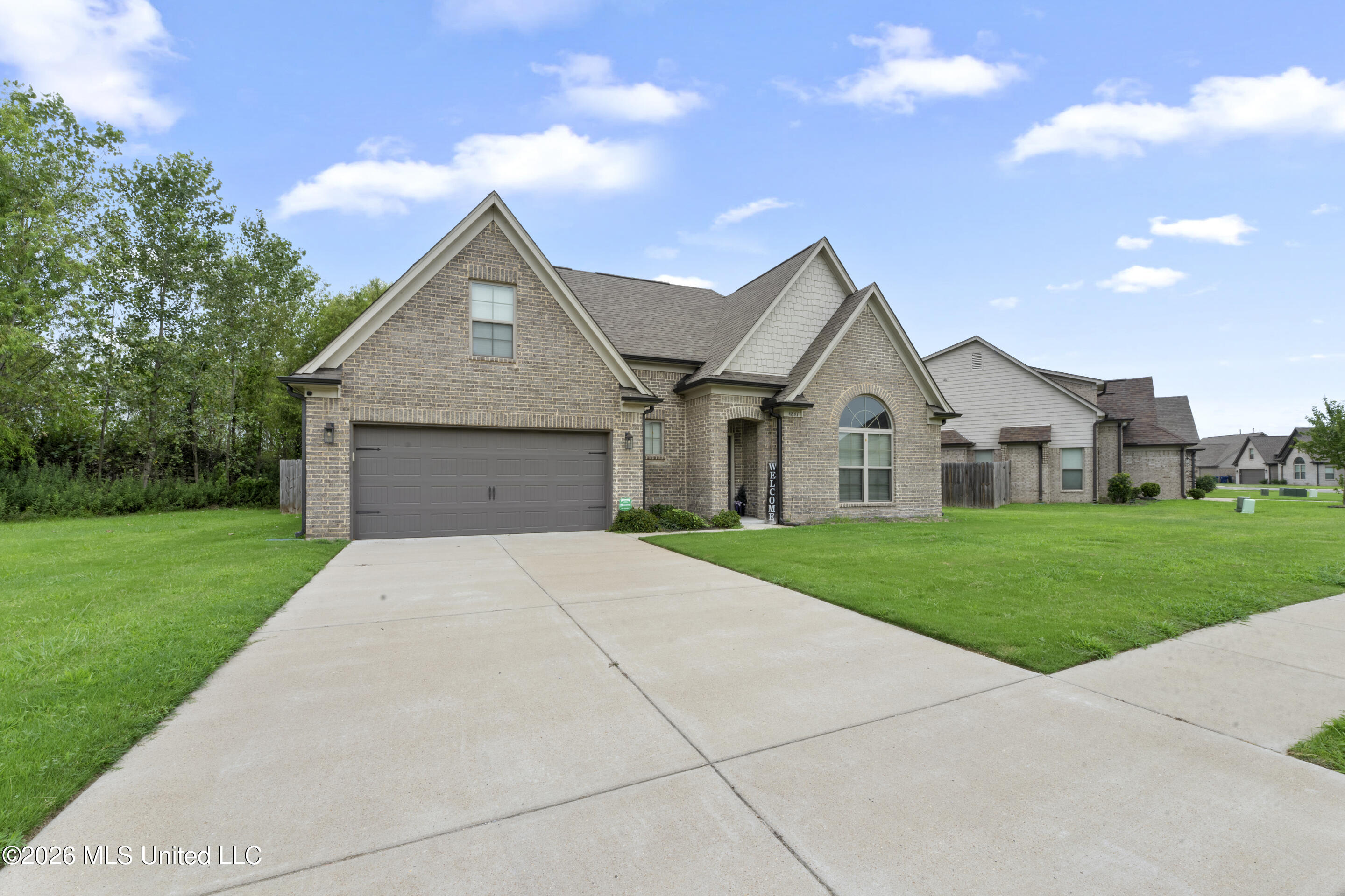 4847 Reunion Drive Property Photo 2