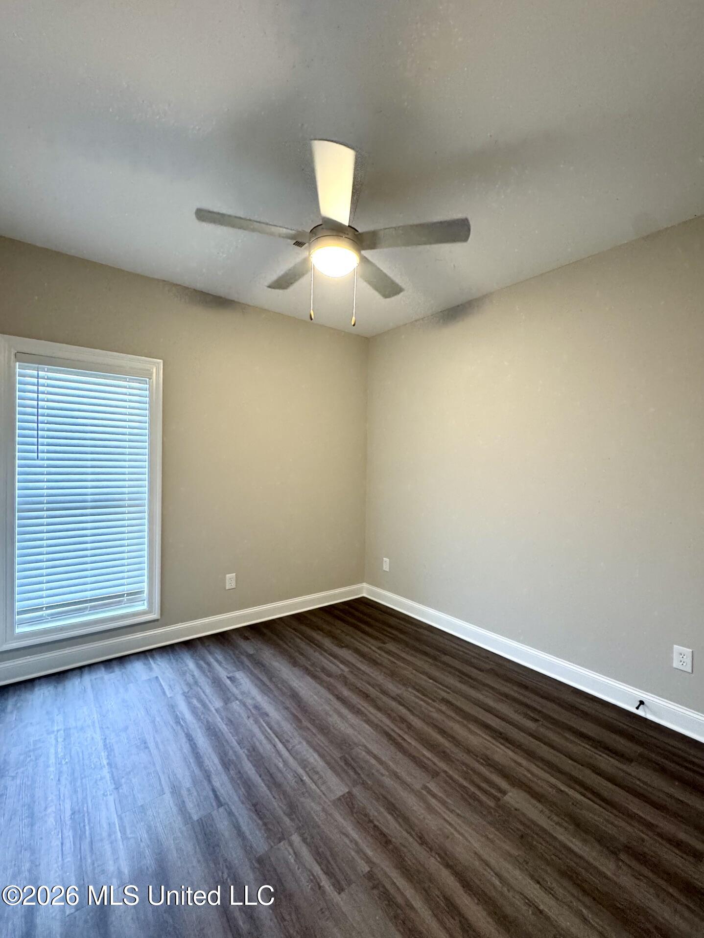706 Kathleen Drive Way Property Photo 11