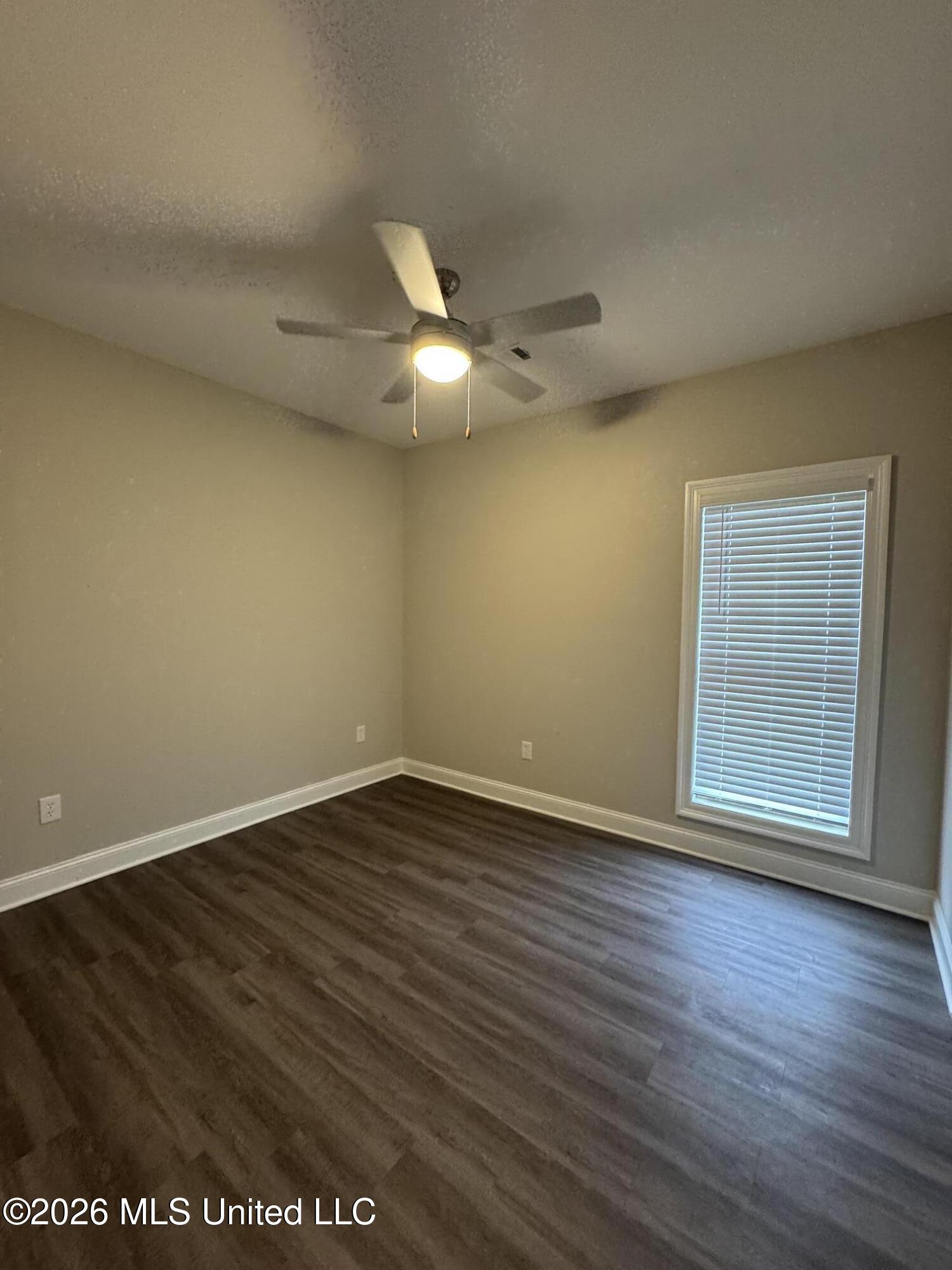 706 Kathleen Drive Way Property Photo 14