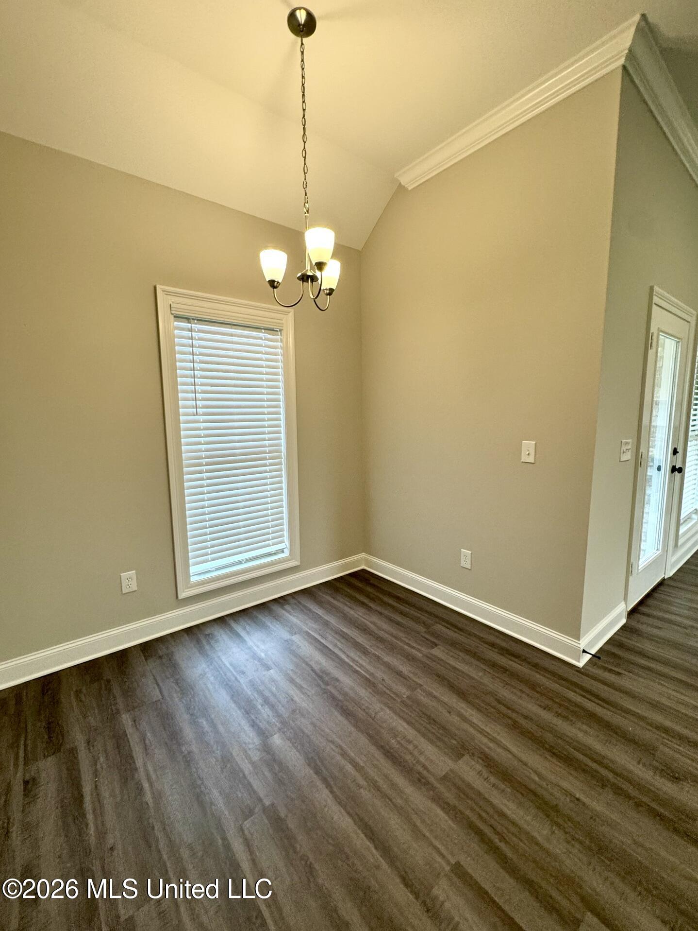 706 Kathleen Drive Way Property Photo 21