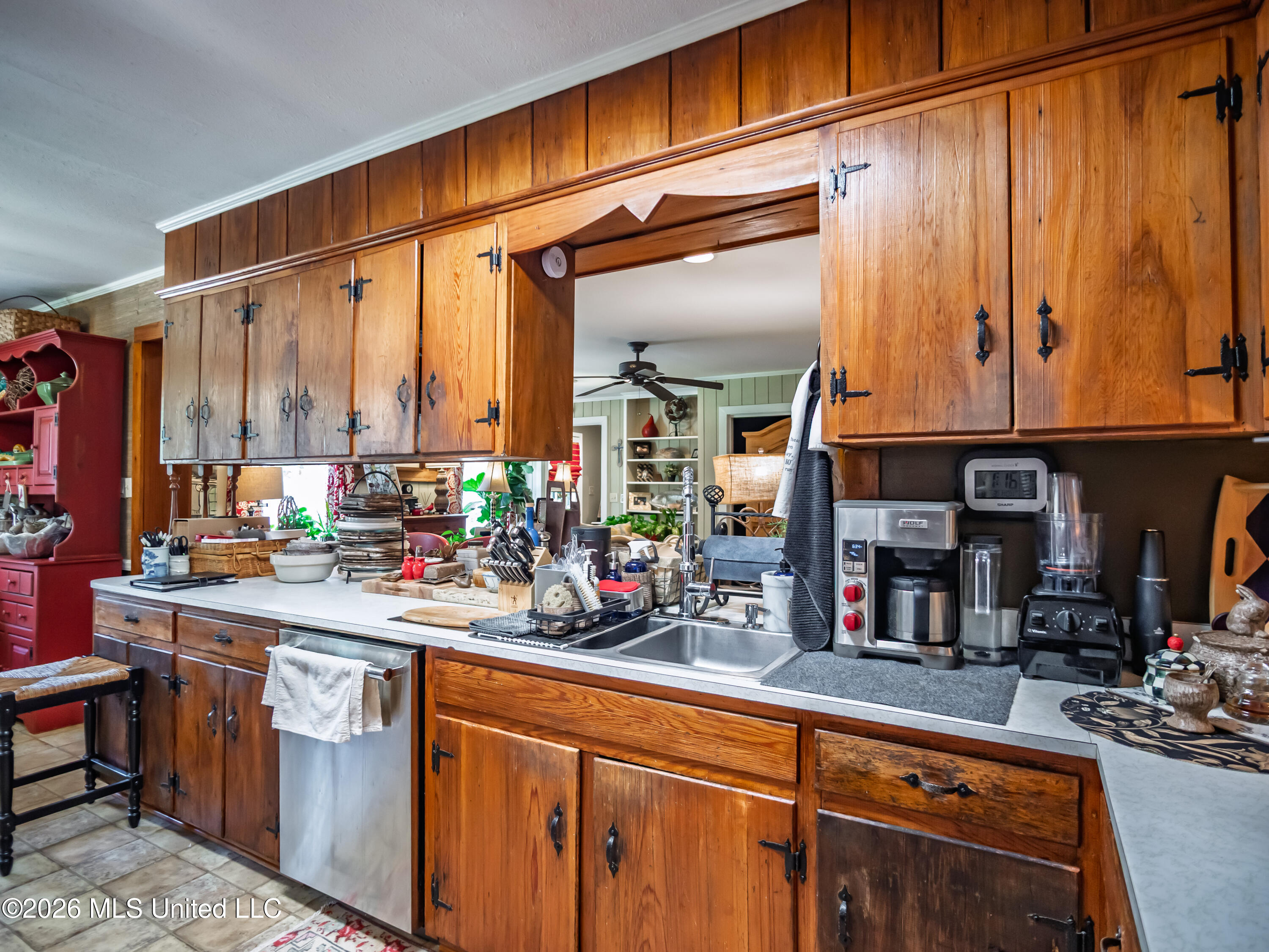 400 Butler Street Property Photo 11